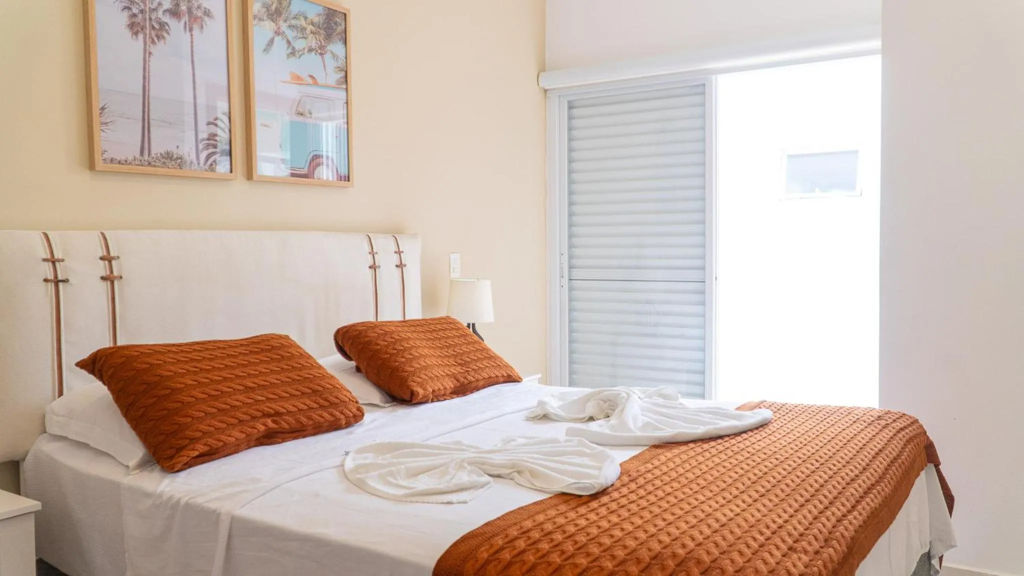 Bed in Residencial Las Salinas