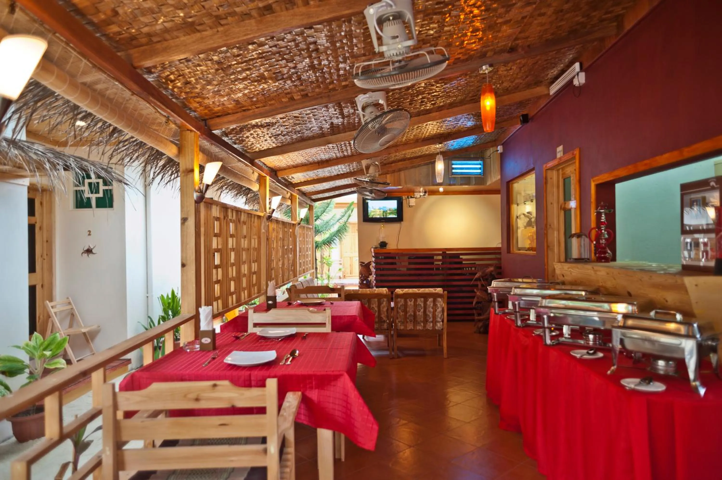 Restaurant/places to eat in Stingray Beach Inn