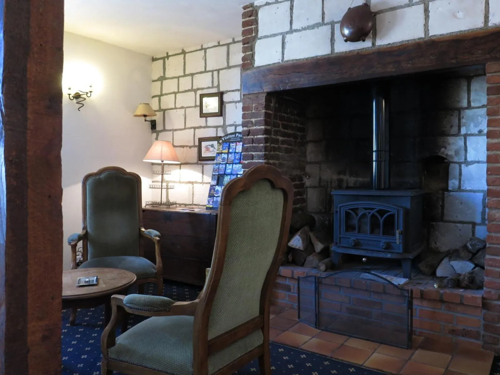 Seating area in Auberge du Gros Tilleul