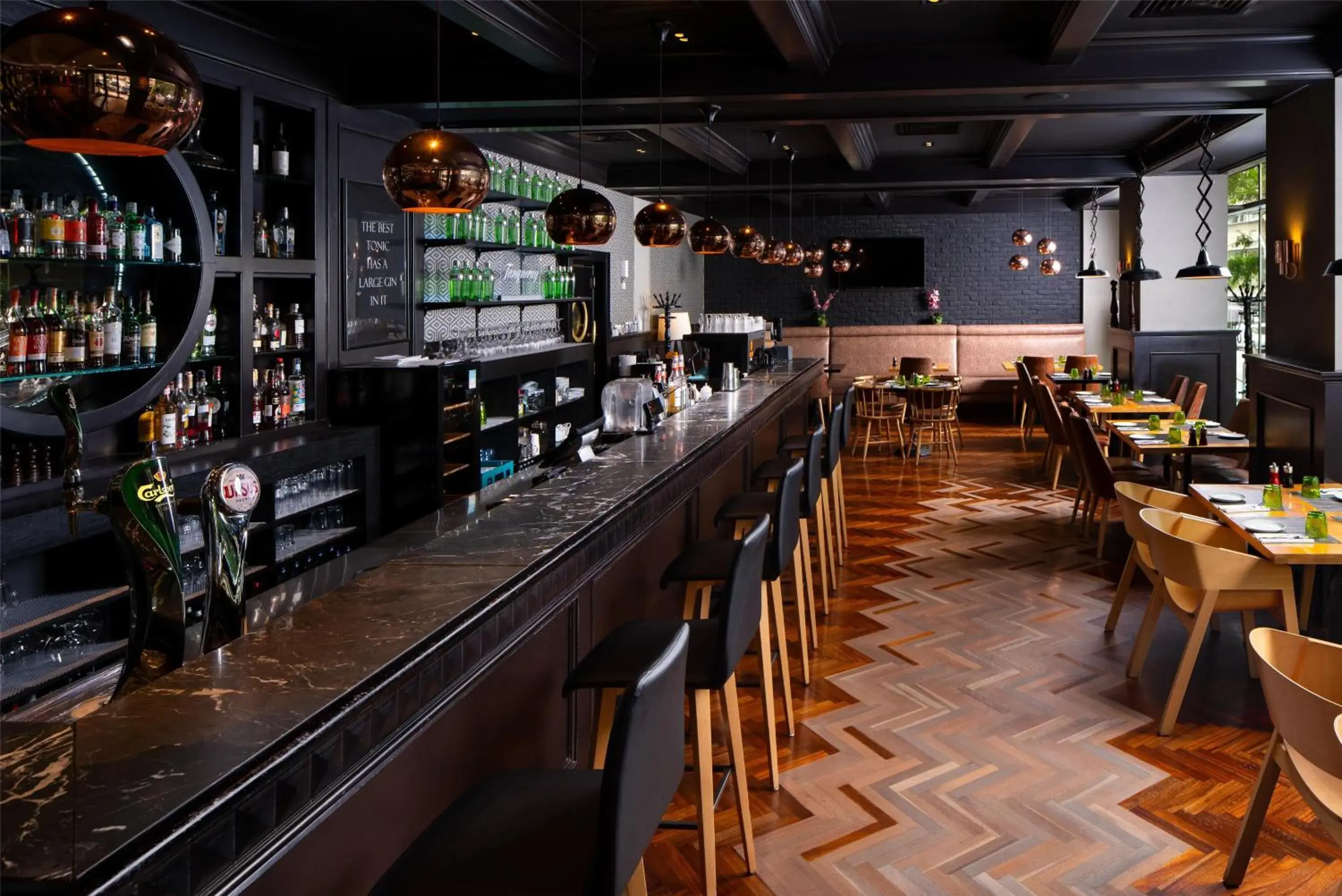 Lounge or bar in Park Inn by Radisson Bucharest Hotel & Residence Lounge or bar in Park Inn by Radisson Bucharest Hotel & Residence