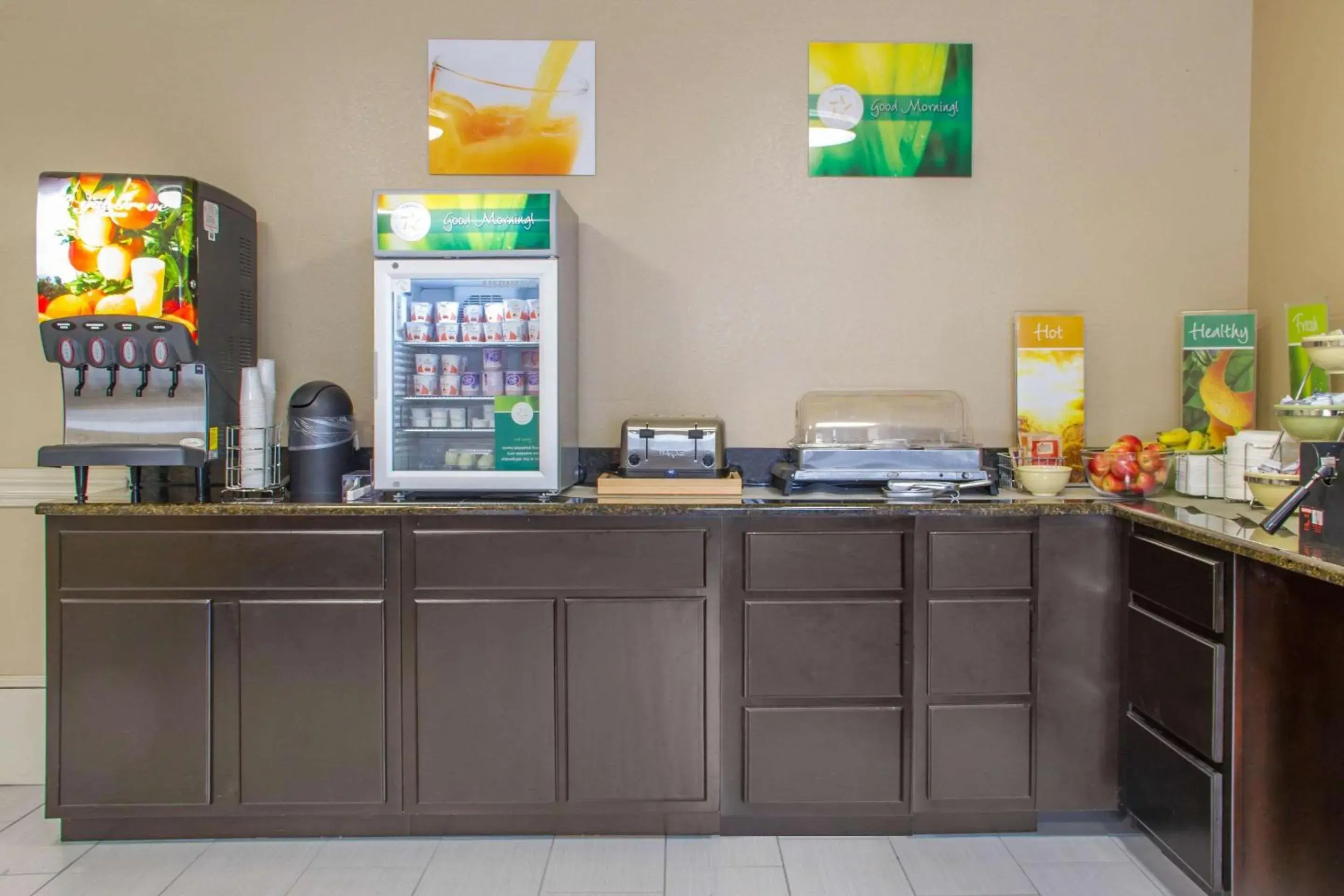 Restaurant/places to eat in Quality Inn & Suites Maggie Valley - Cherokee Area Restaurant/places to eat in Quality Inn & Suites Maggie Valley - Cherokee Area