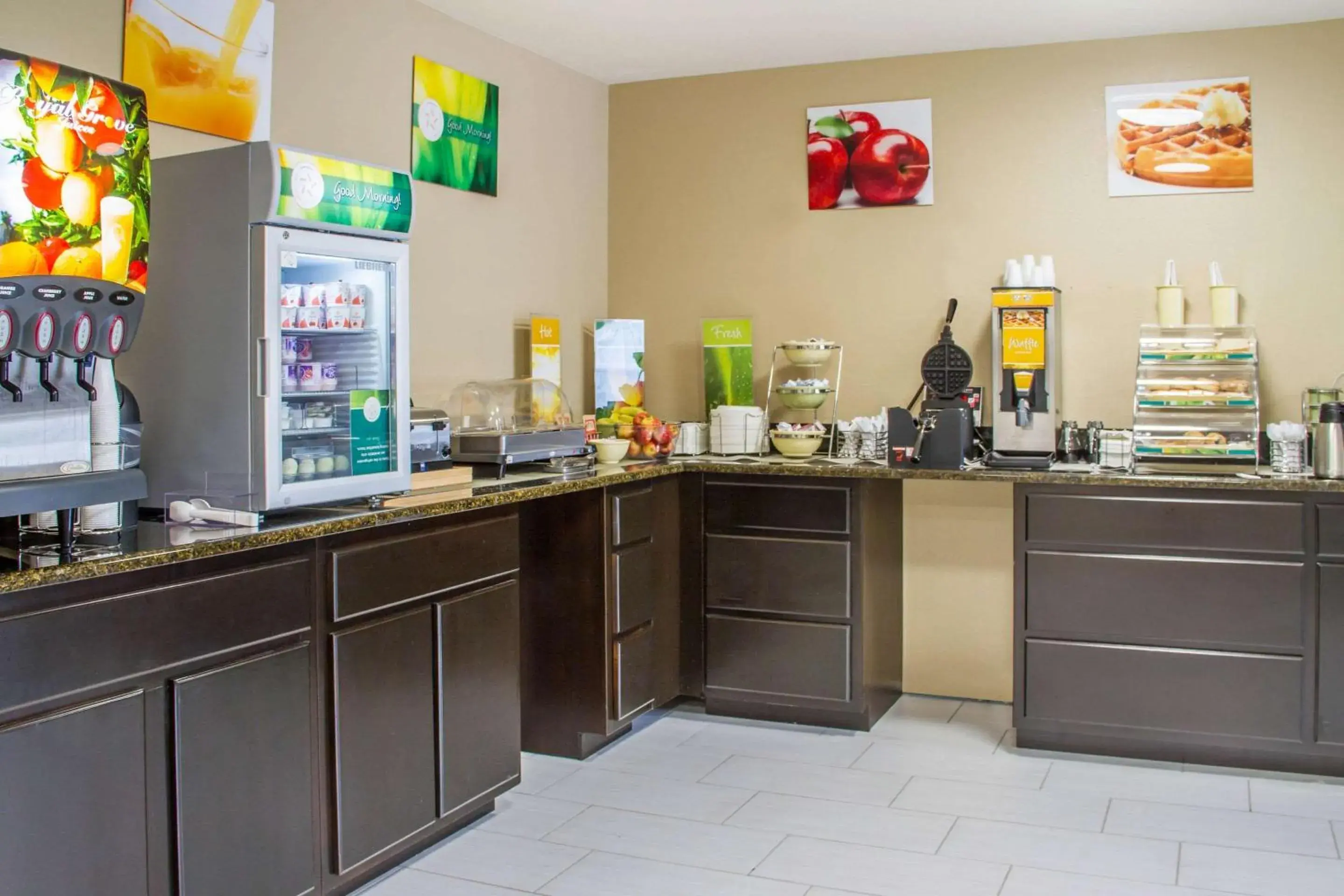 Restaurant/places to eat in Quality Inn & Suites Maggie Valley - Cherokee Area Restaurant/places to eat in Quality Inn & Suites Maggie Valley - Cherokee Area