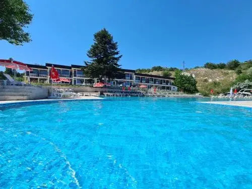 Saint George Hotel 2 Saint George Hotel 2