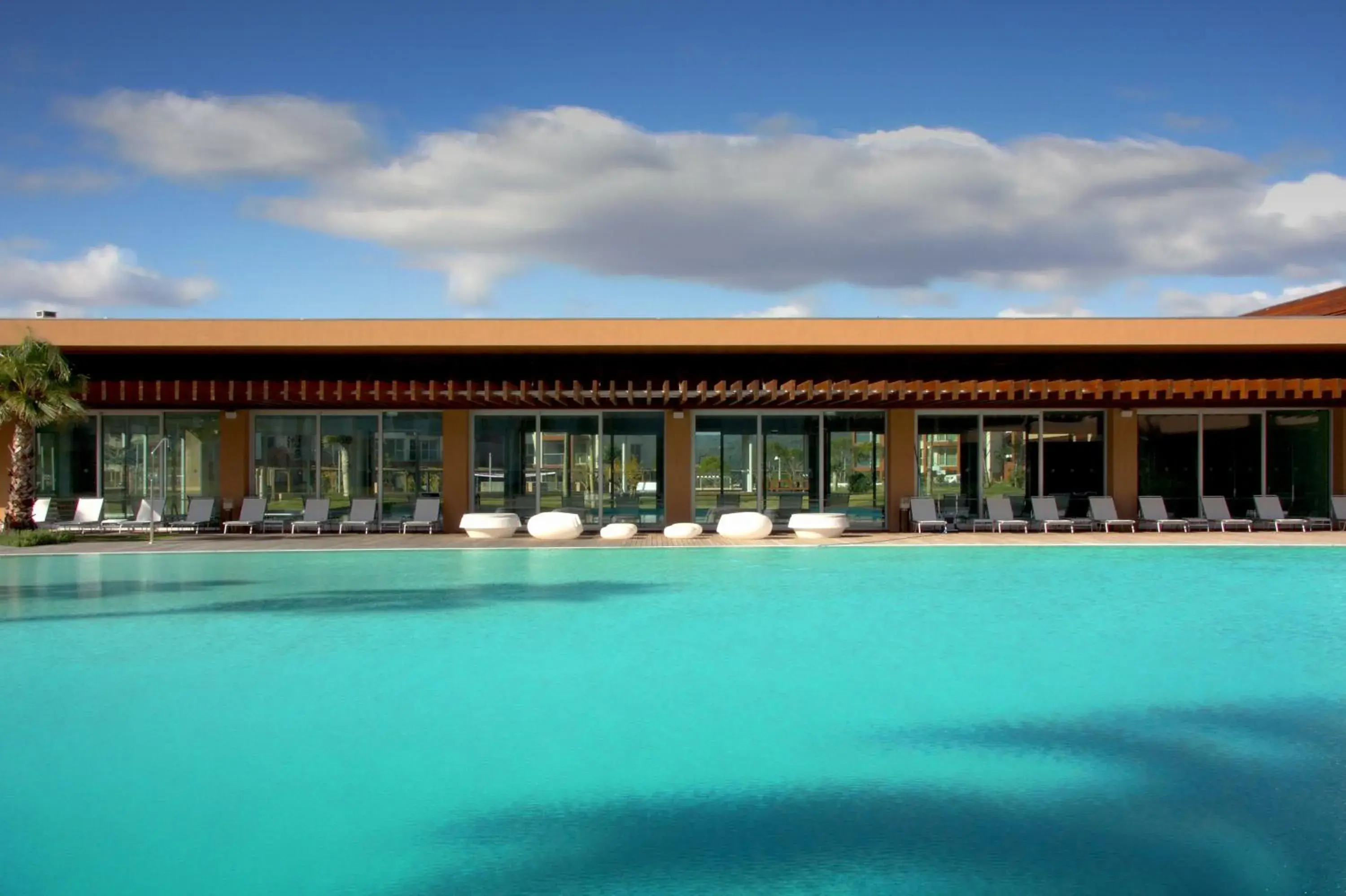 Swimming pool in Aqualuz Troia Rio by The Editory Swimming pool in Aqualuz Troia Rio by The Editory