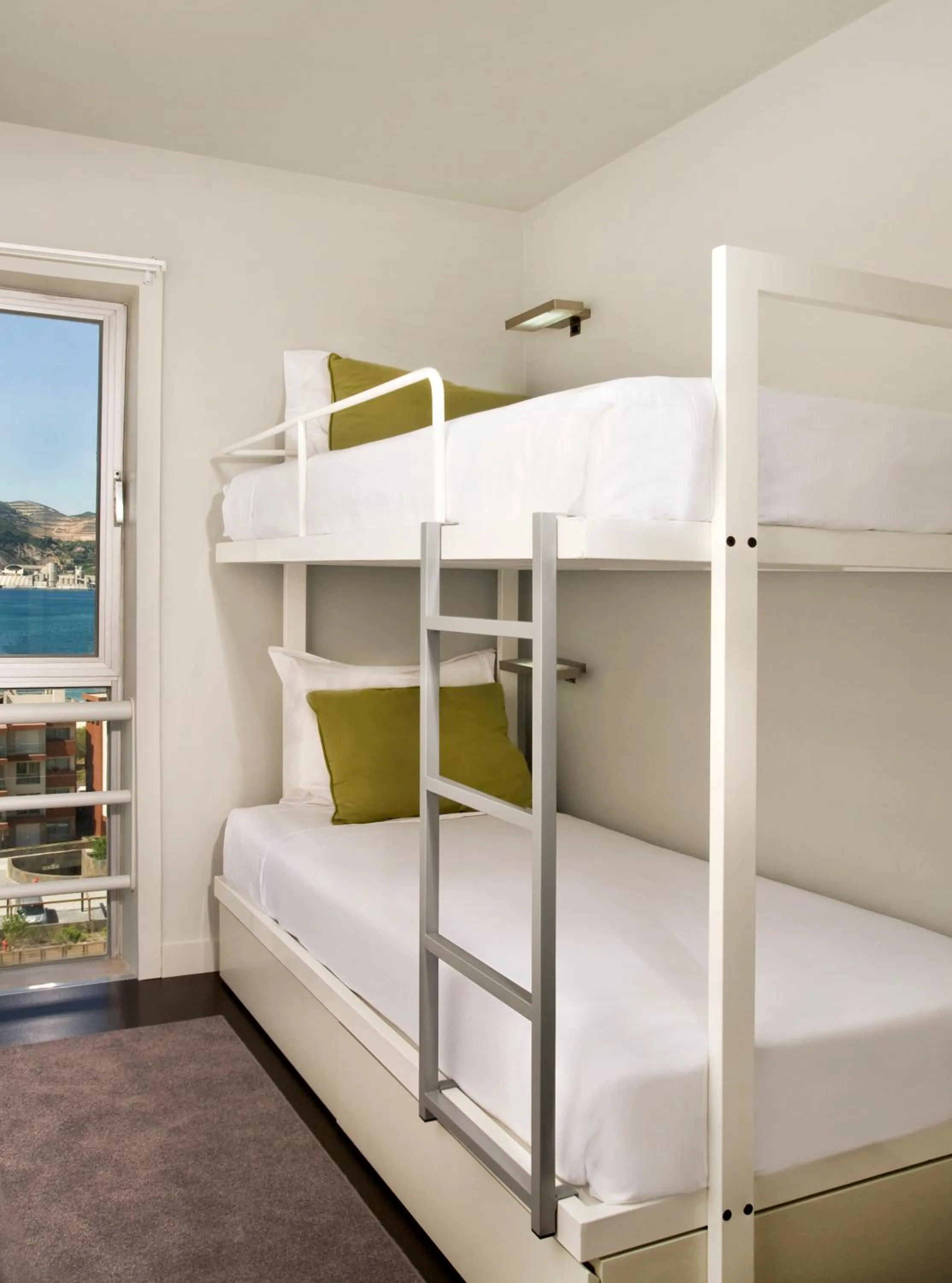 Bedroom, Bed in Aqualuz Troia Rio by The Editory