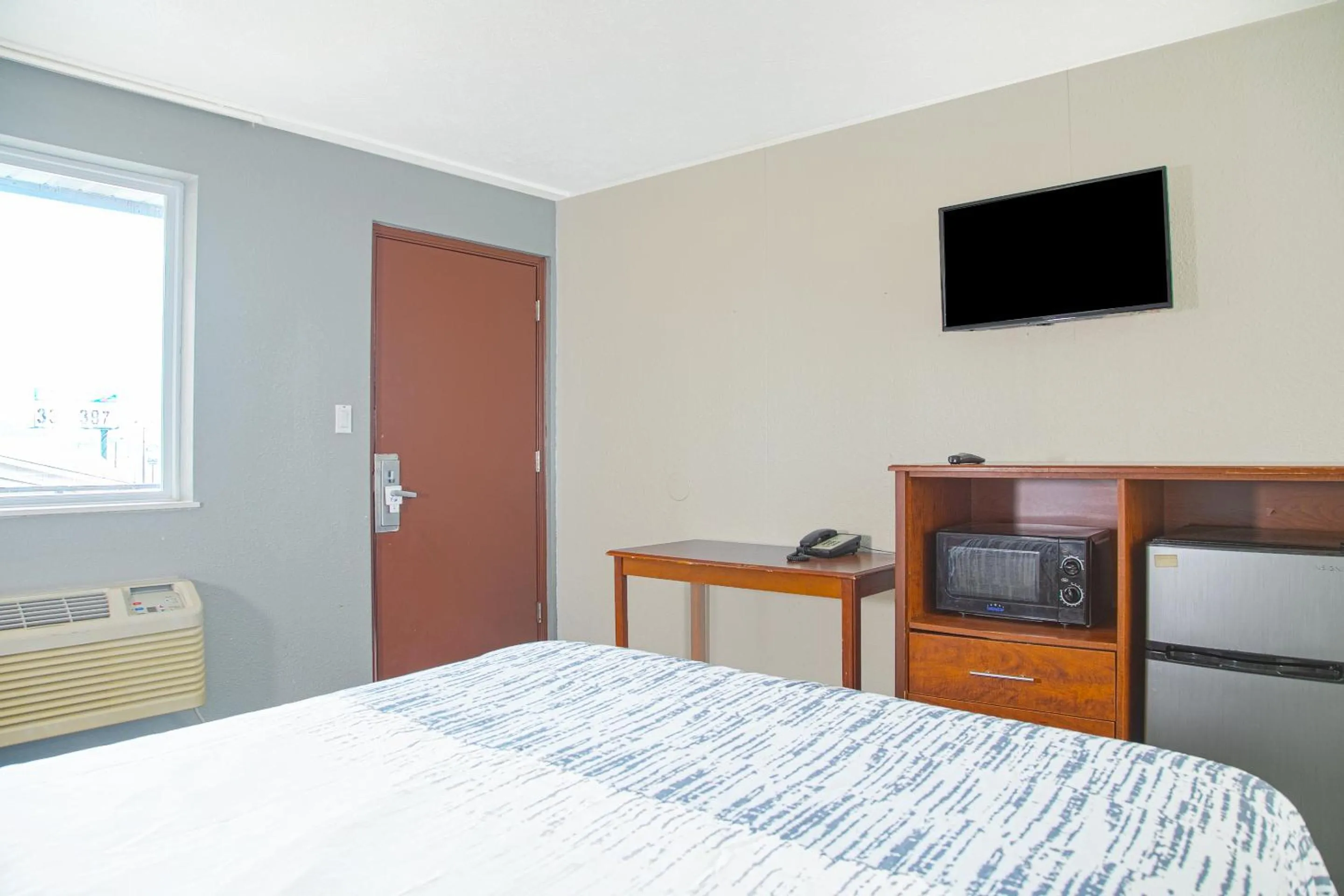 Bedroom, Bed in Masters Inn Augusta Washington Rd, I-20