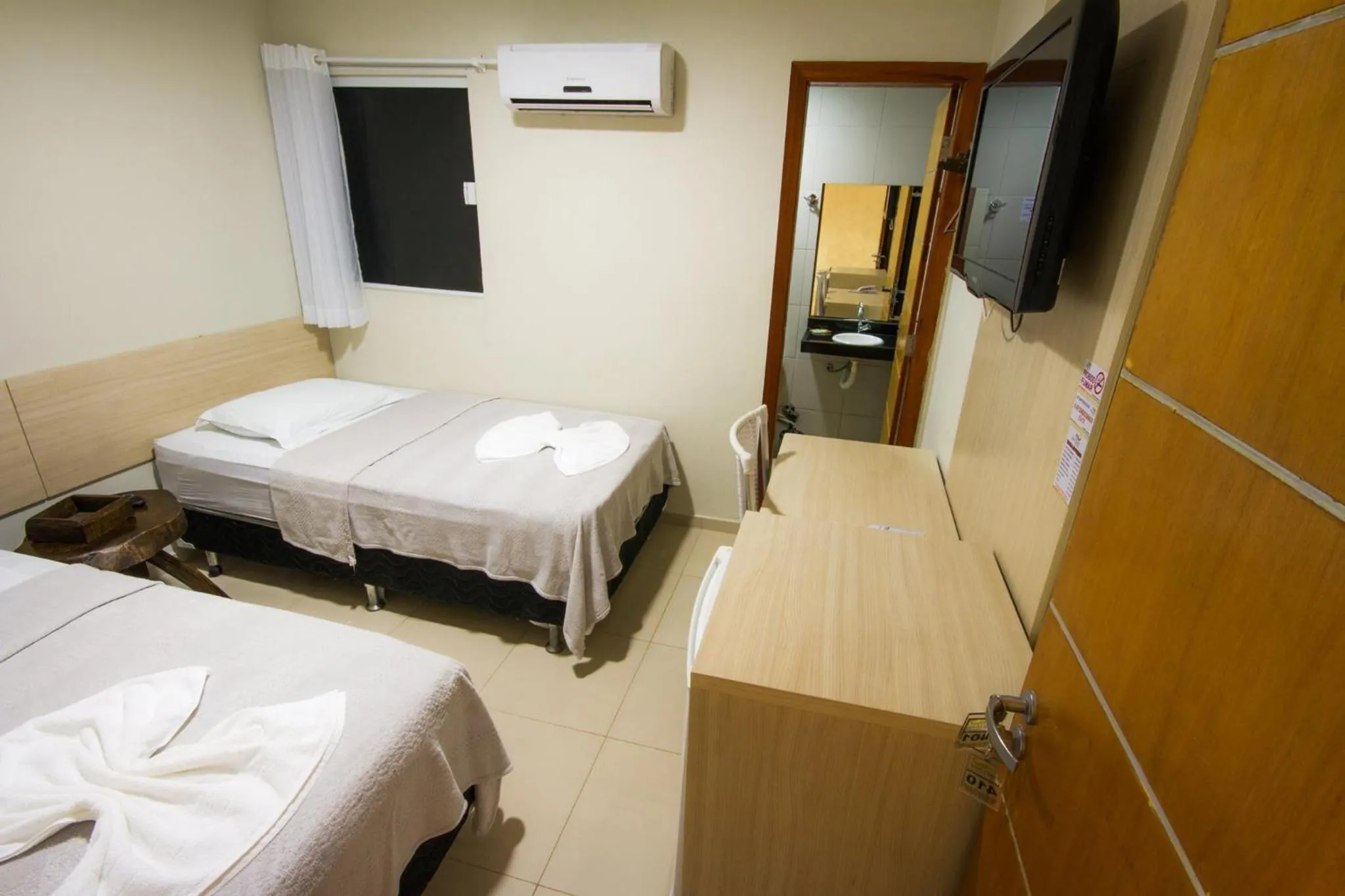 Photo of the whole room, Bed in Hotel Litoral Fortaleza