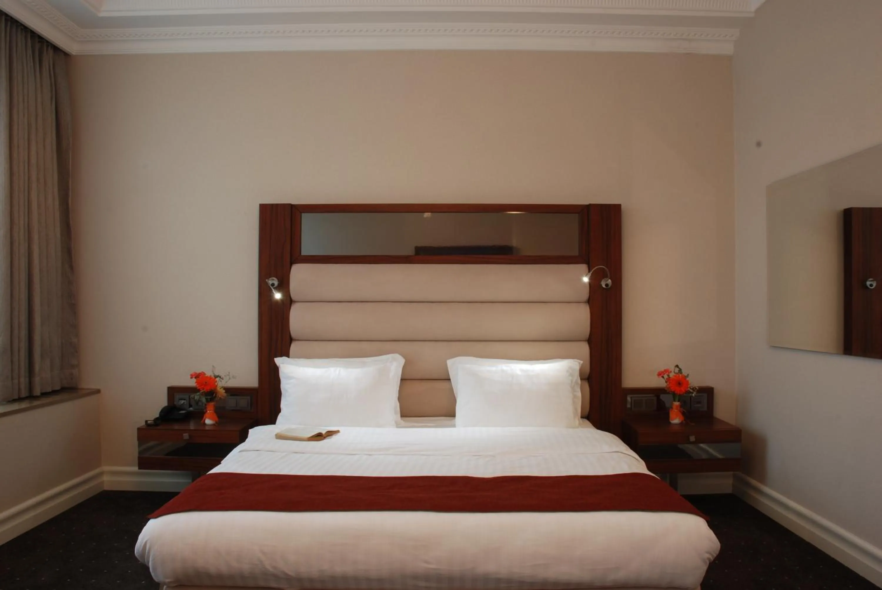 Bed in Batumi World Palace