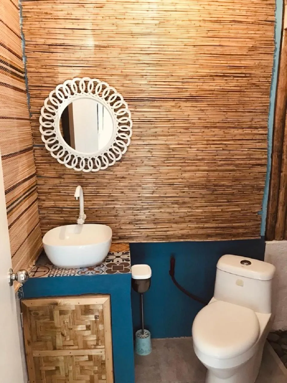 Toilet in Nautilus Hostel & Hammocks