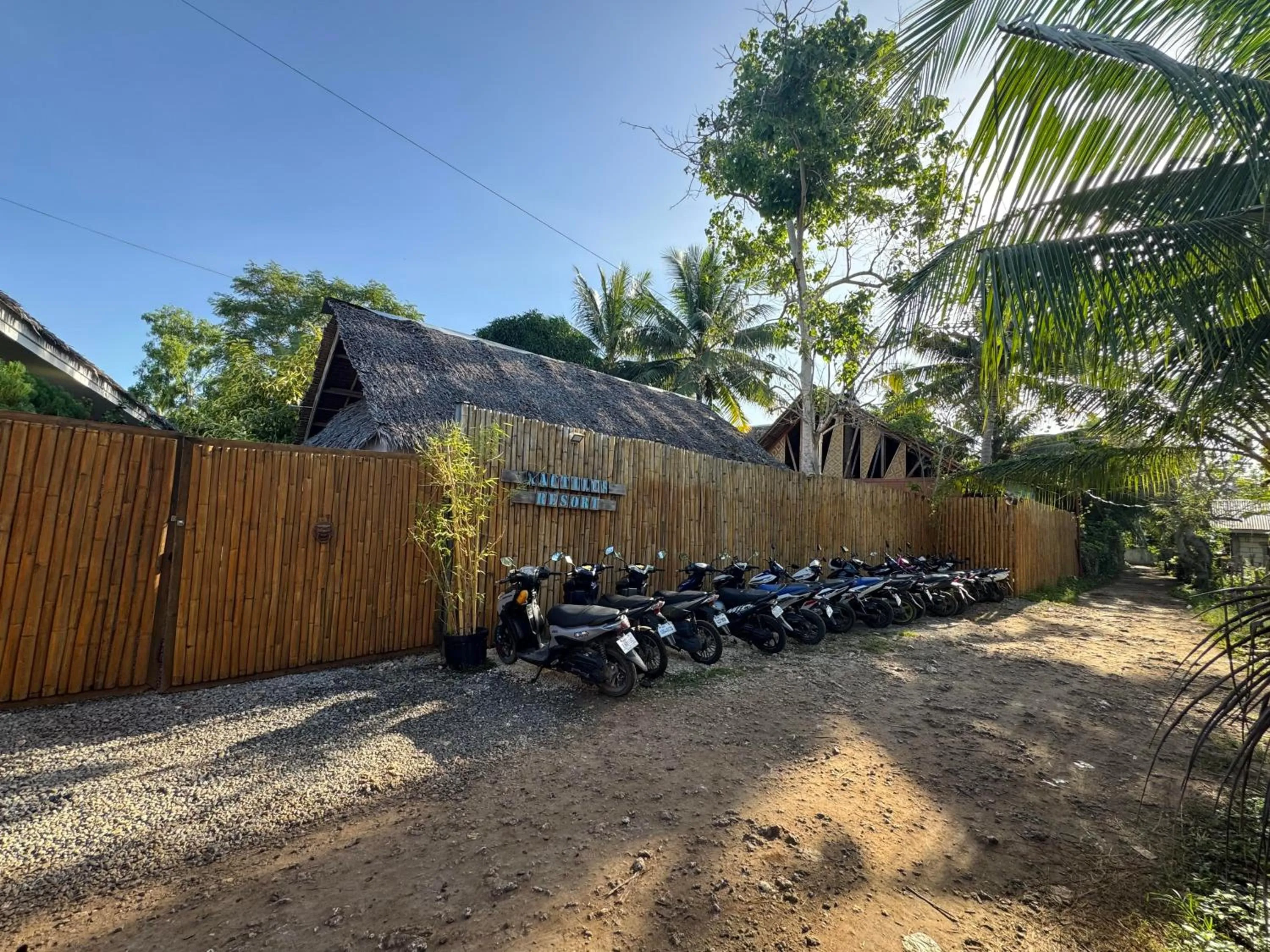 Parking in Nautilus Hostel & Hammocks