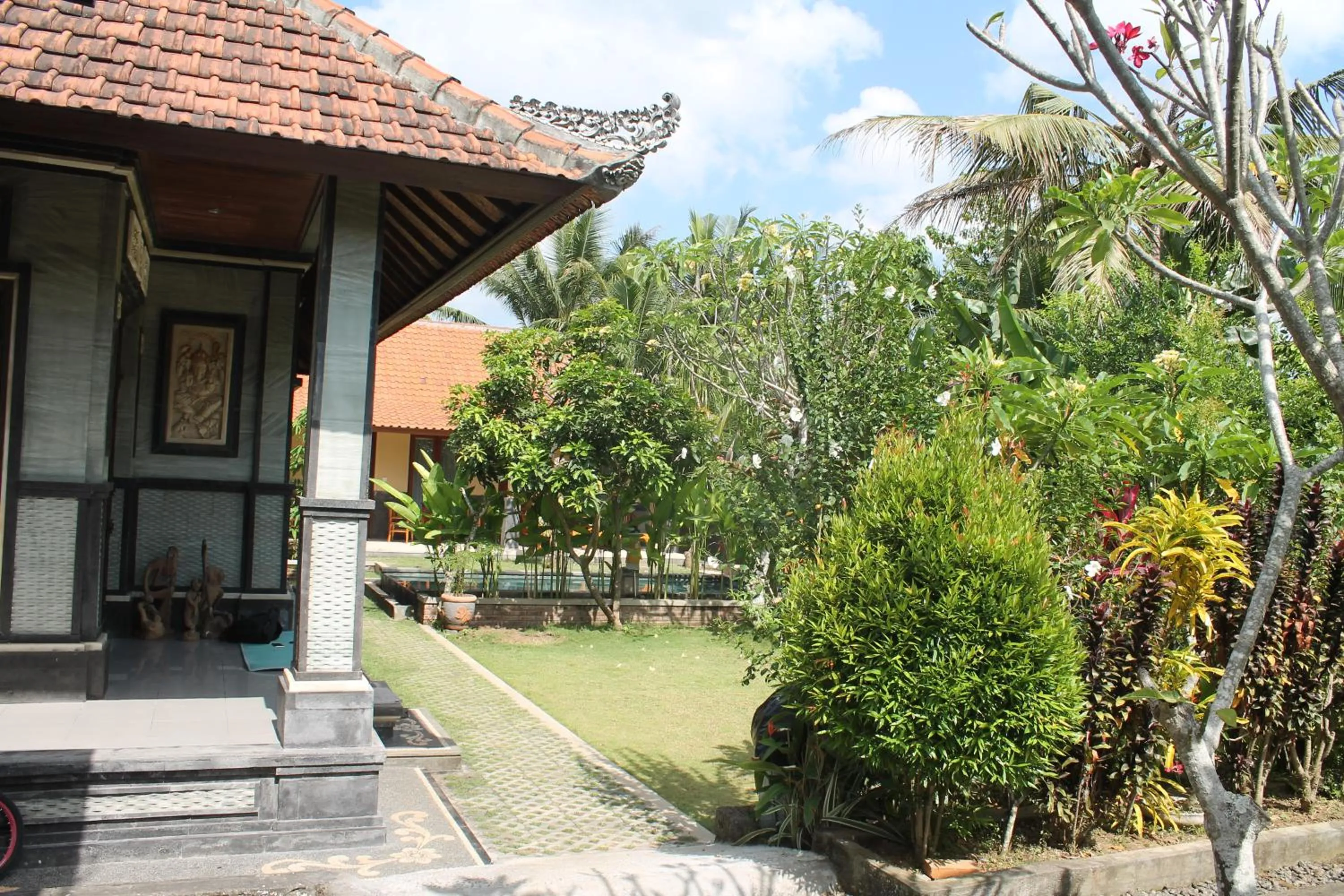 Garden in Werkudara Guest House