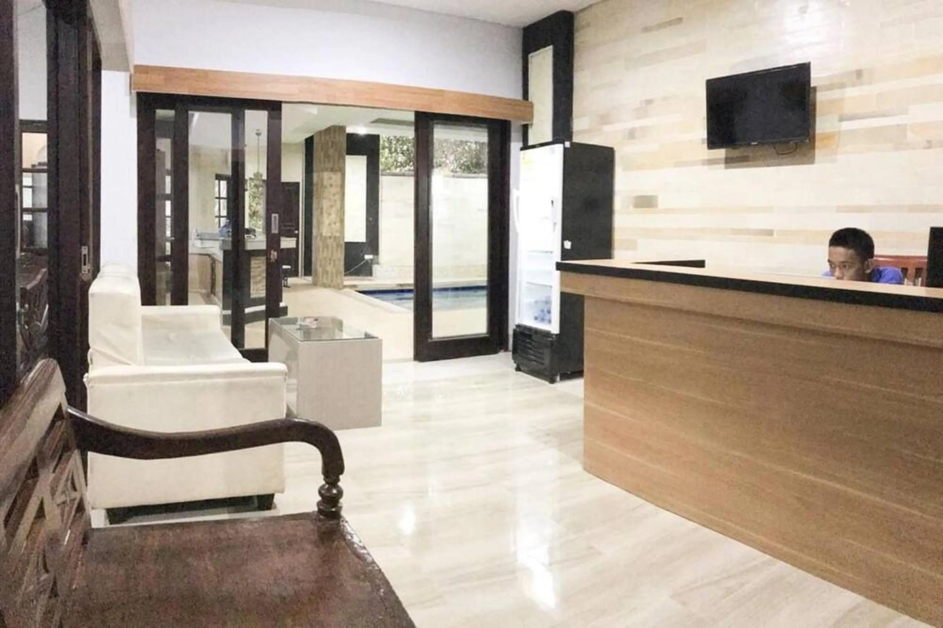 Lobby or reception in RedDoorz near Muaya Beach Jimbaran