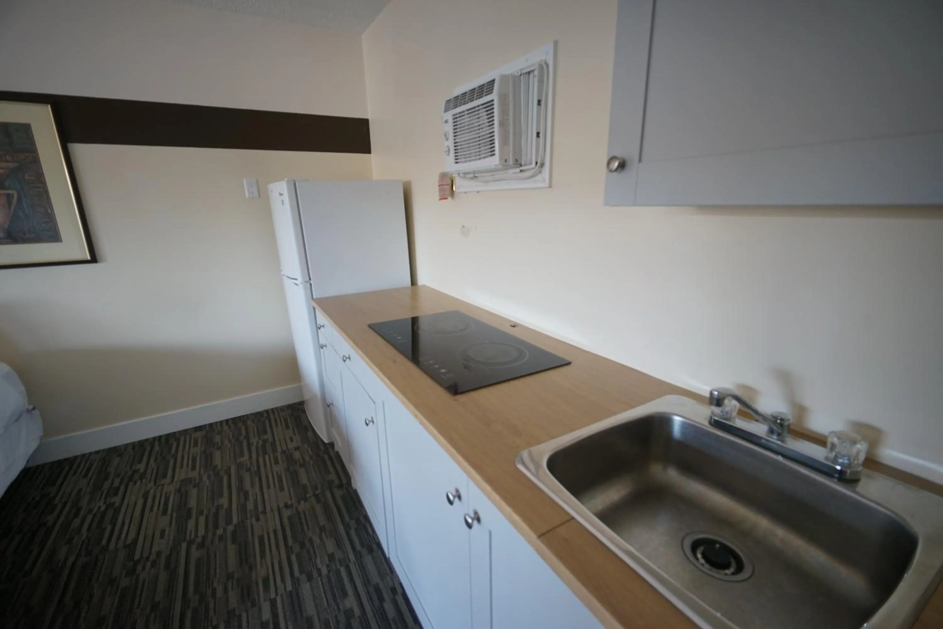 Kitchen or kitchenette in Superlodge Canada