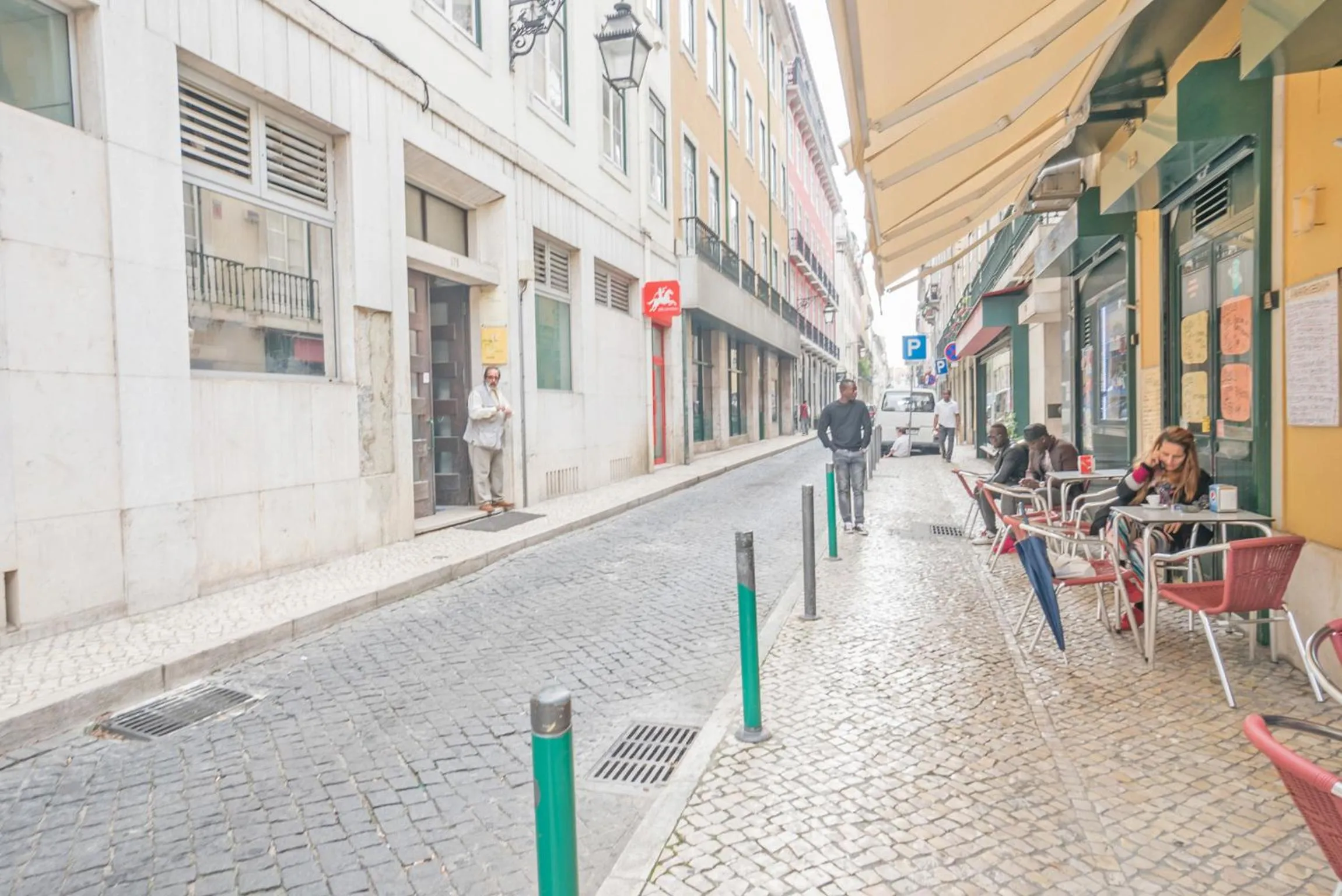 Facade/entrance in Vistas de Lisboa Hostel