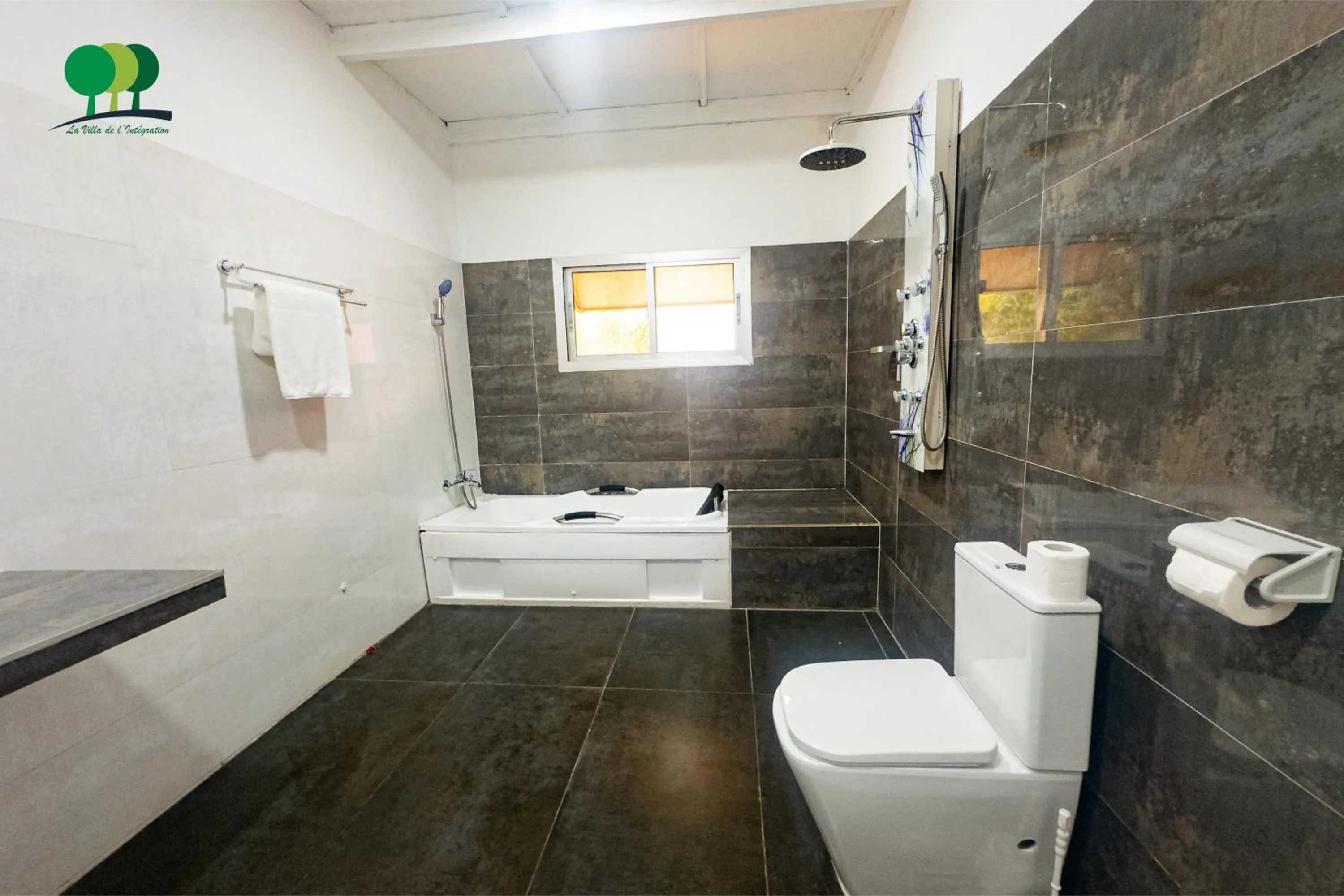 Bathroom in VILLA DE L'INTEGRATION