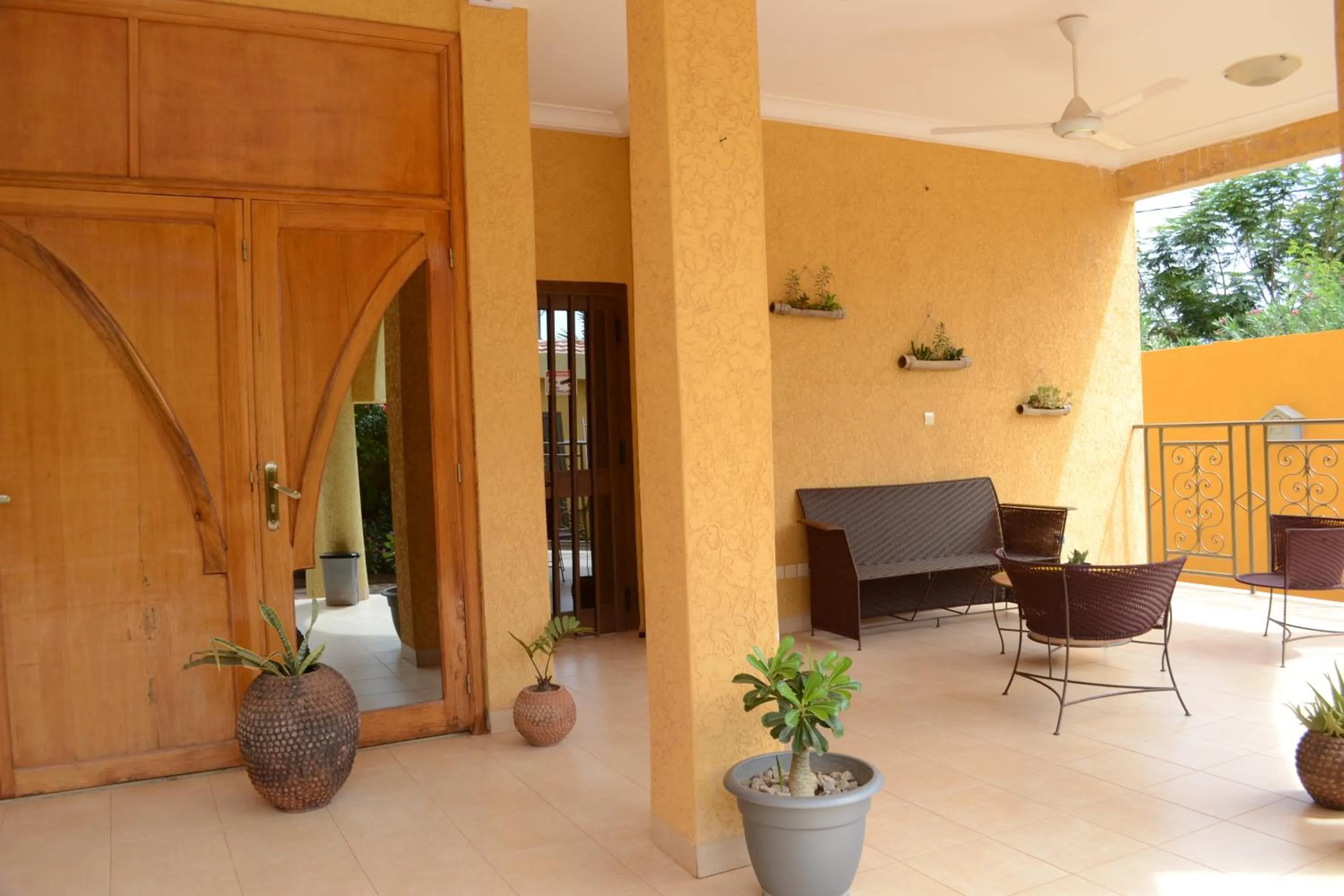 Patio in VILLA DE L'INTEGRATION