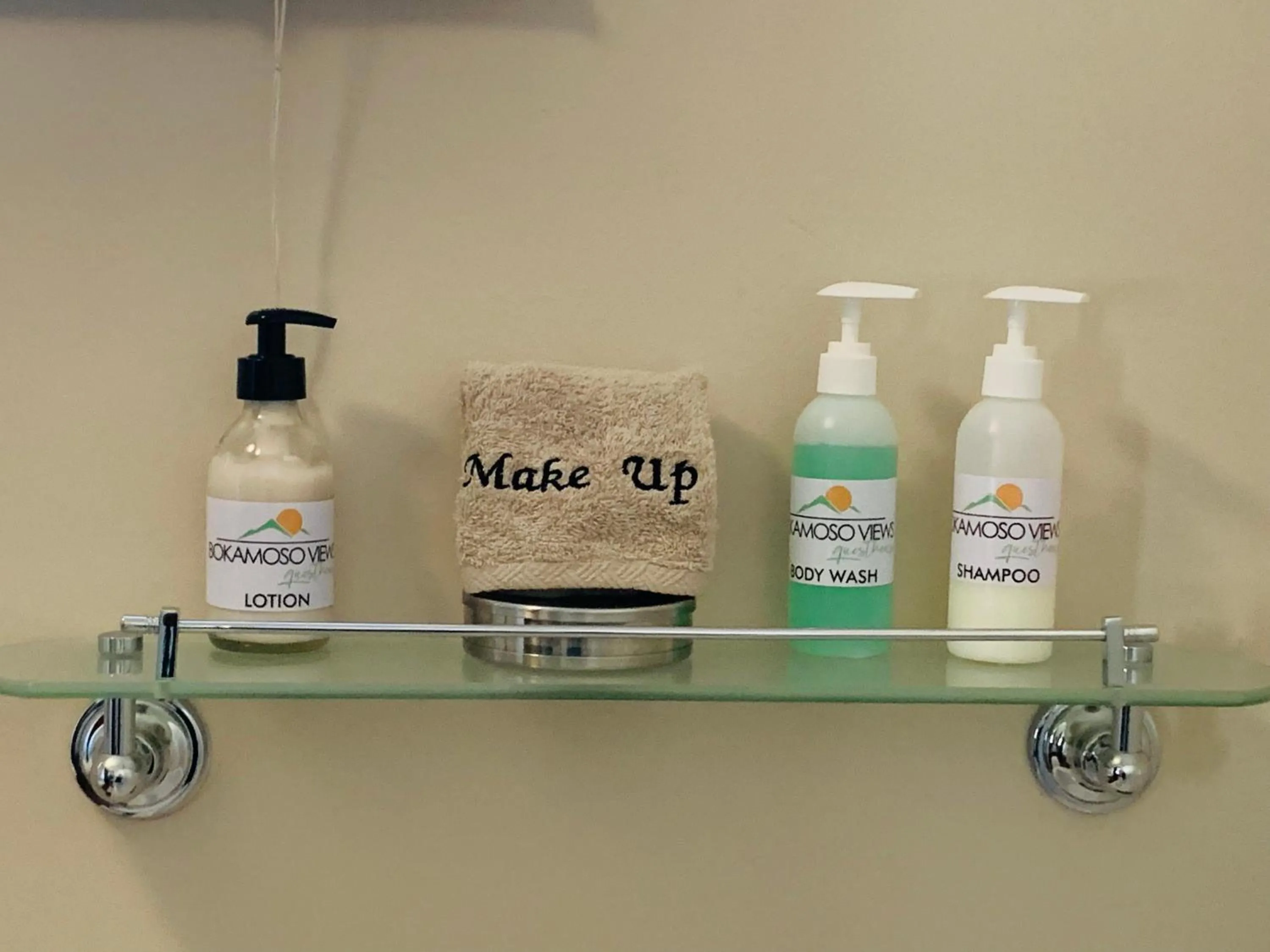 Bathroom in Bokamoso Views