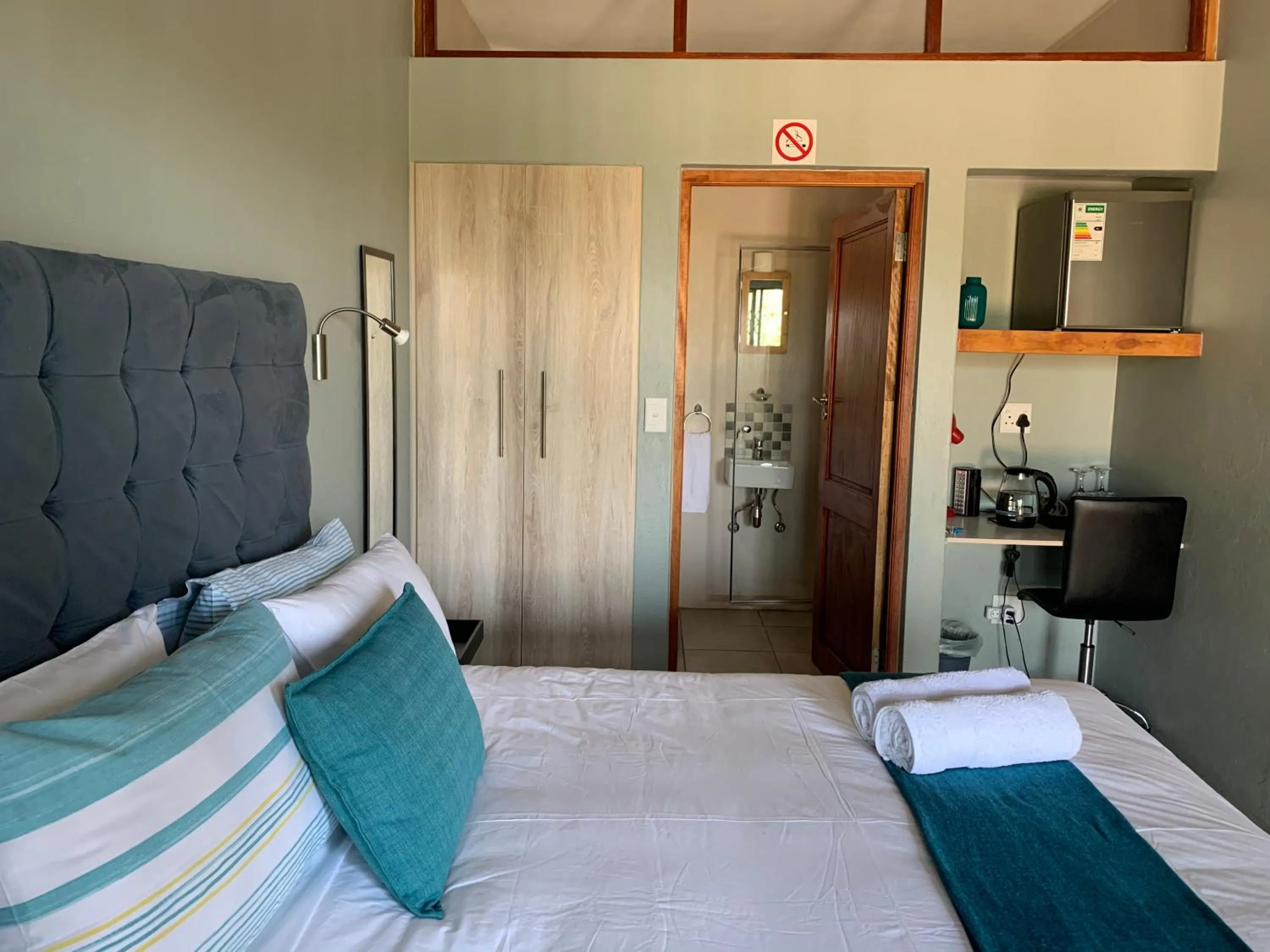 Bedroom, Bed in Bokamoso Views