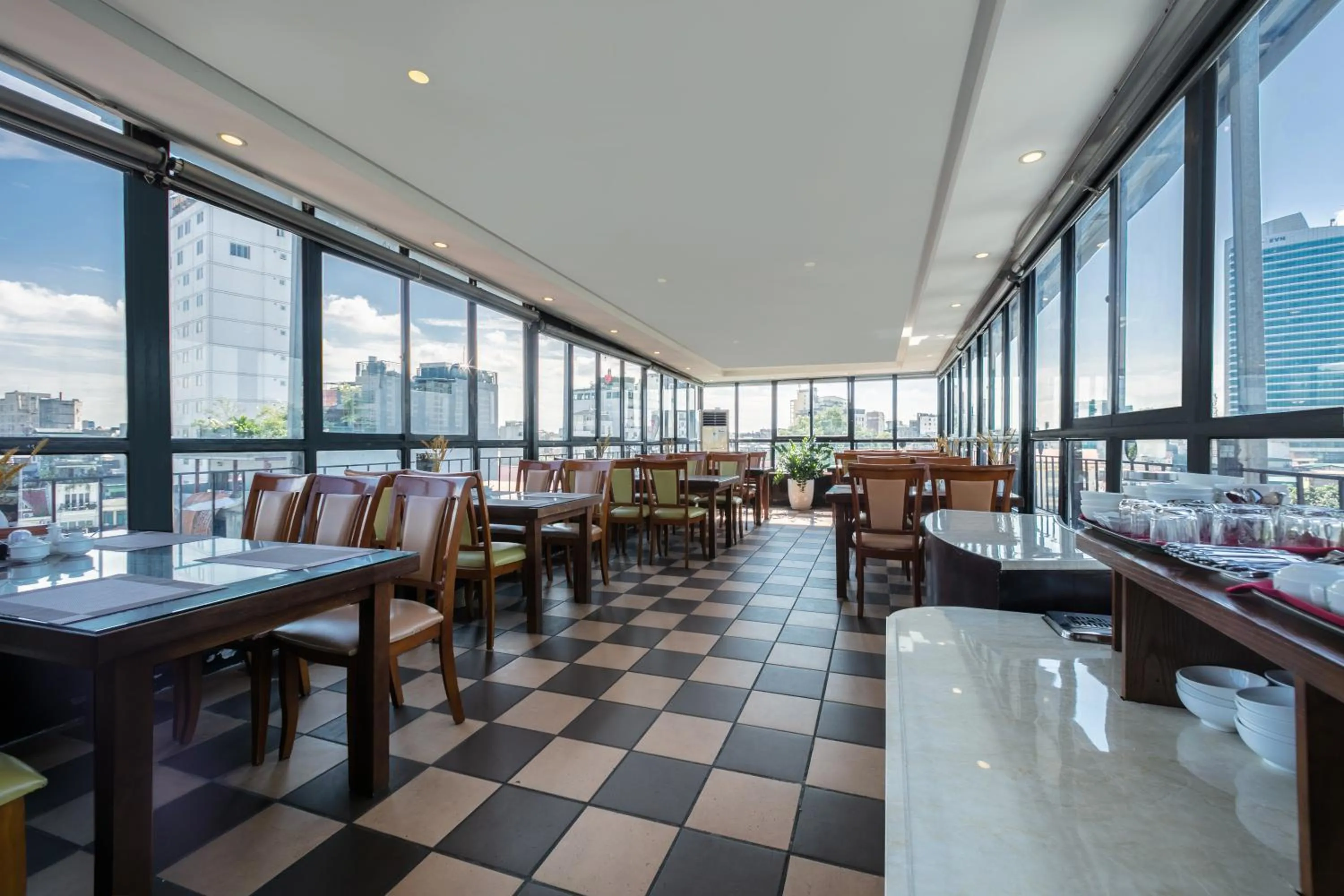 Restaurant/places to eat in A25 Hotel - 15 Hàng Than