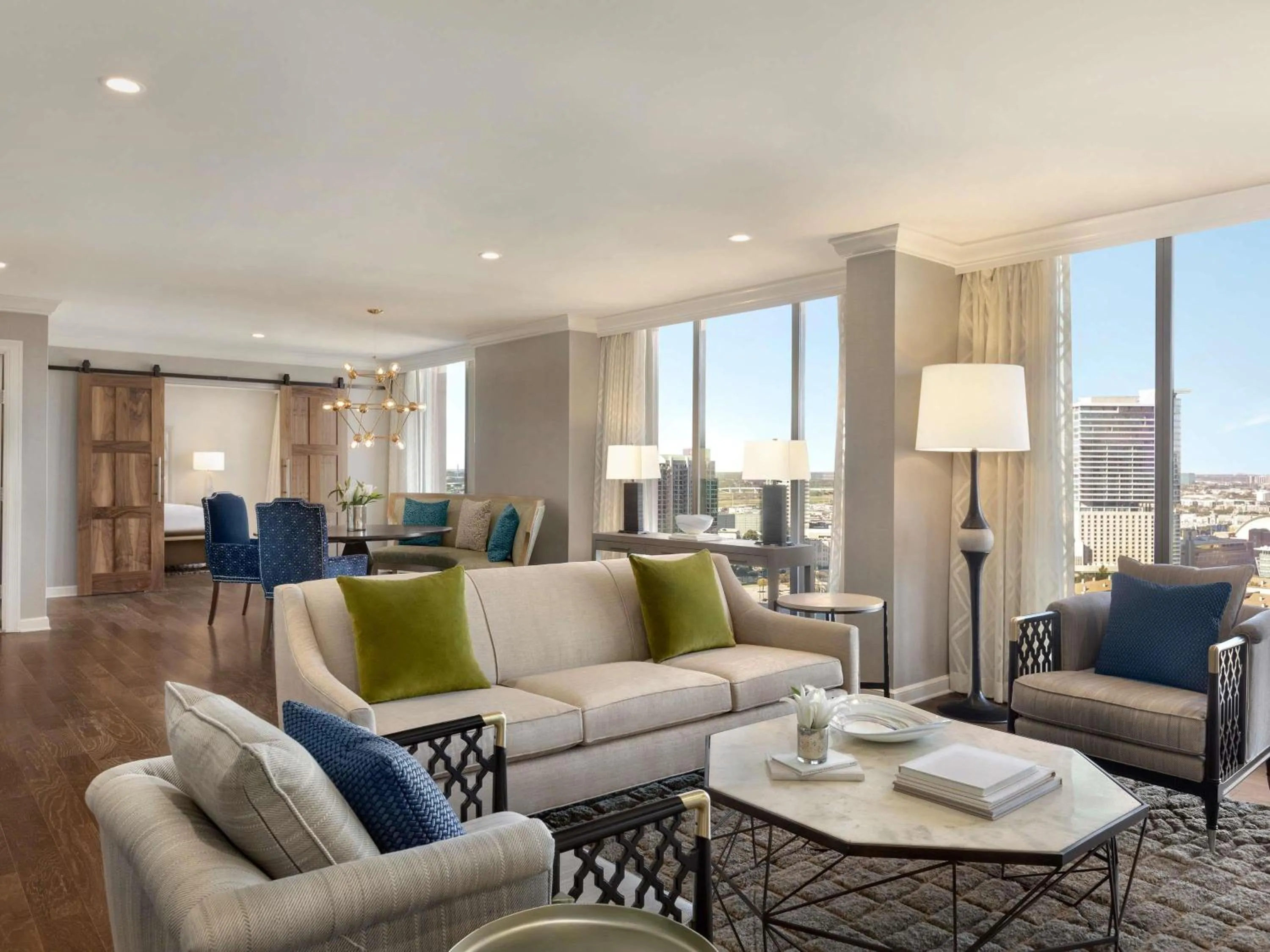 Bedroom in Fairmont Dallas