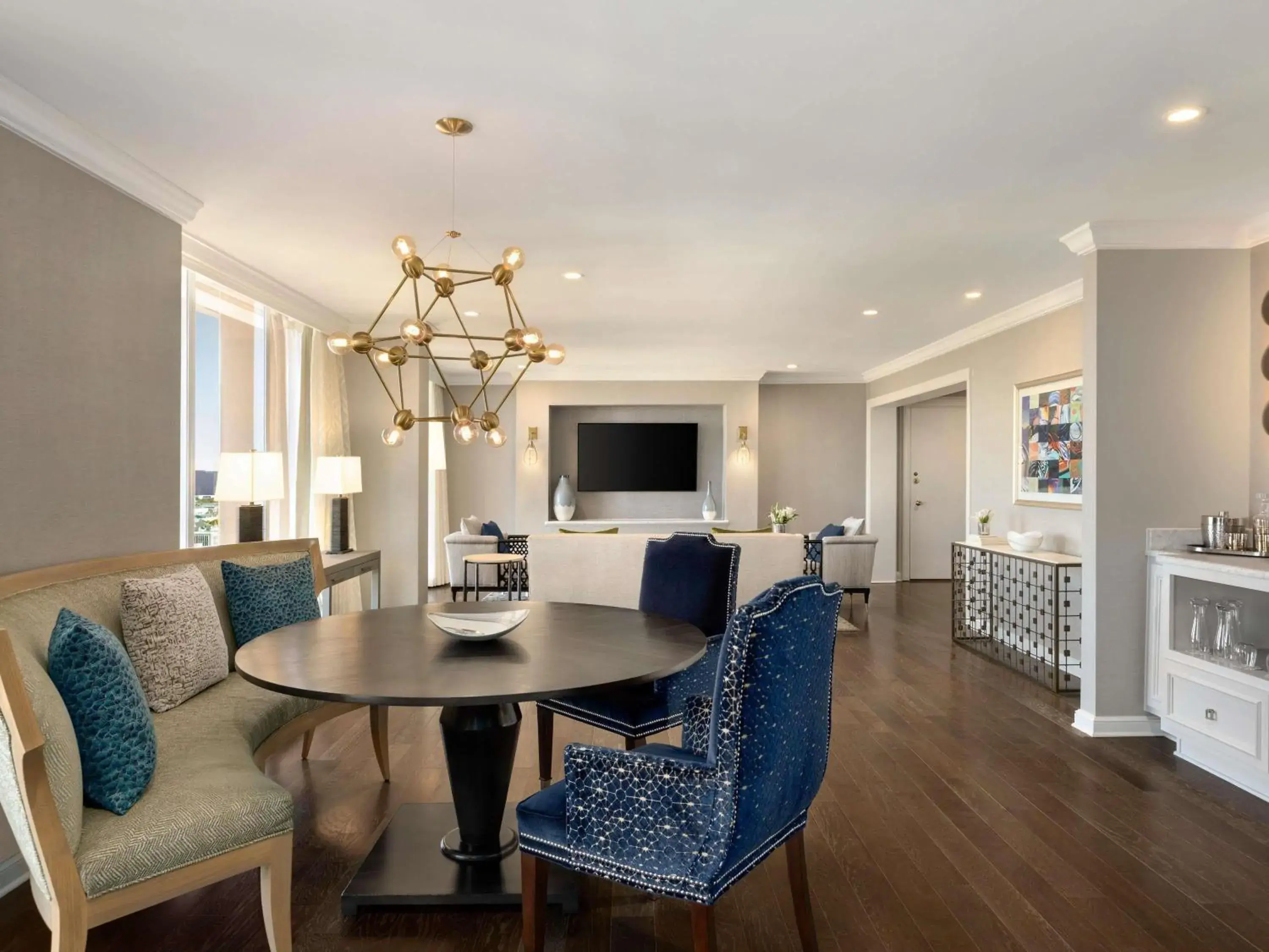 Bedroom in Fairmont Dallas Bedroom in Fairmont Dallas