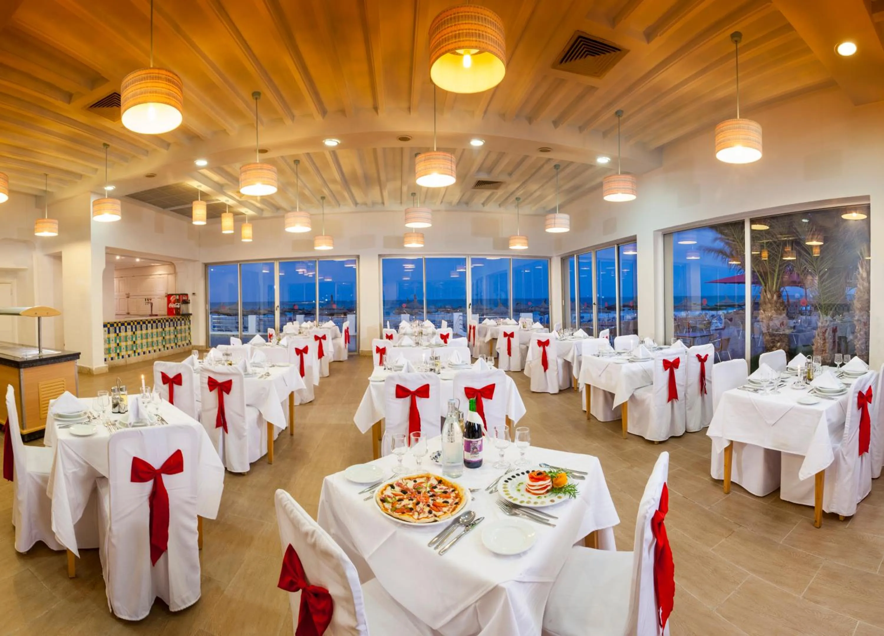 Restaurant/places to eat in Calimera Yati Beach