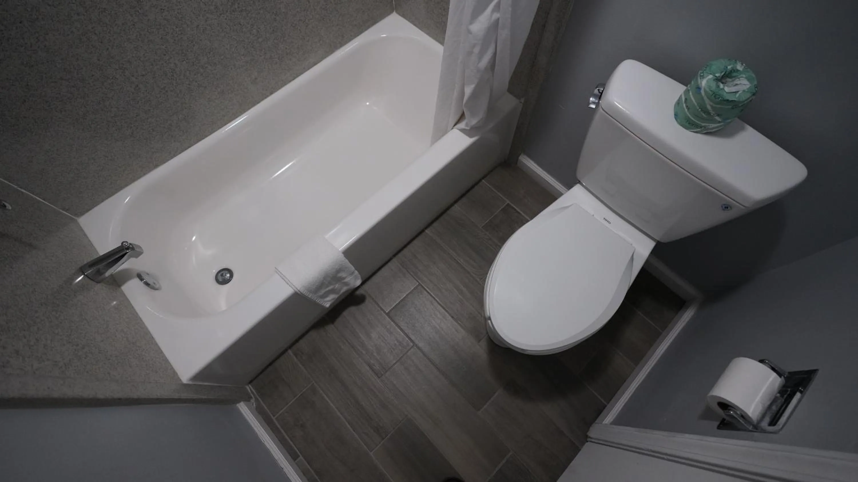 Toilet in Columbus Inn and Suites