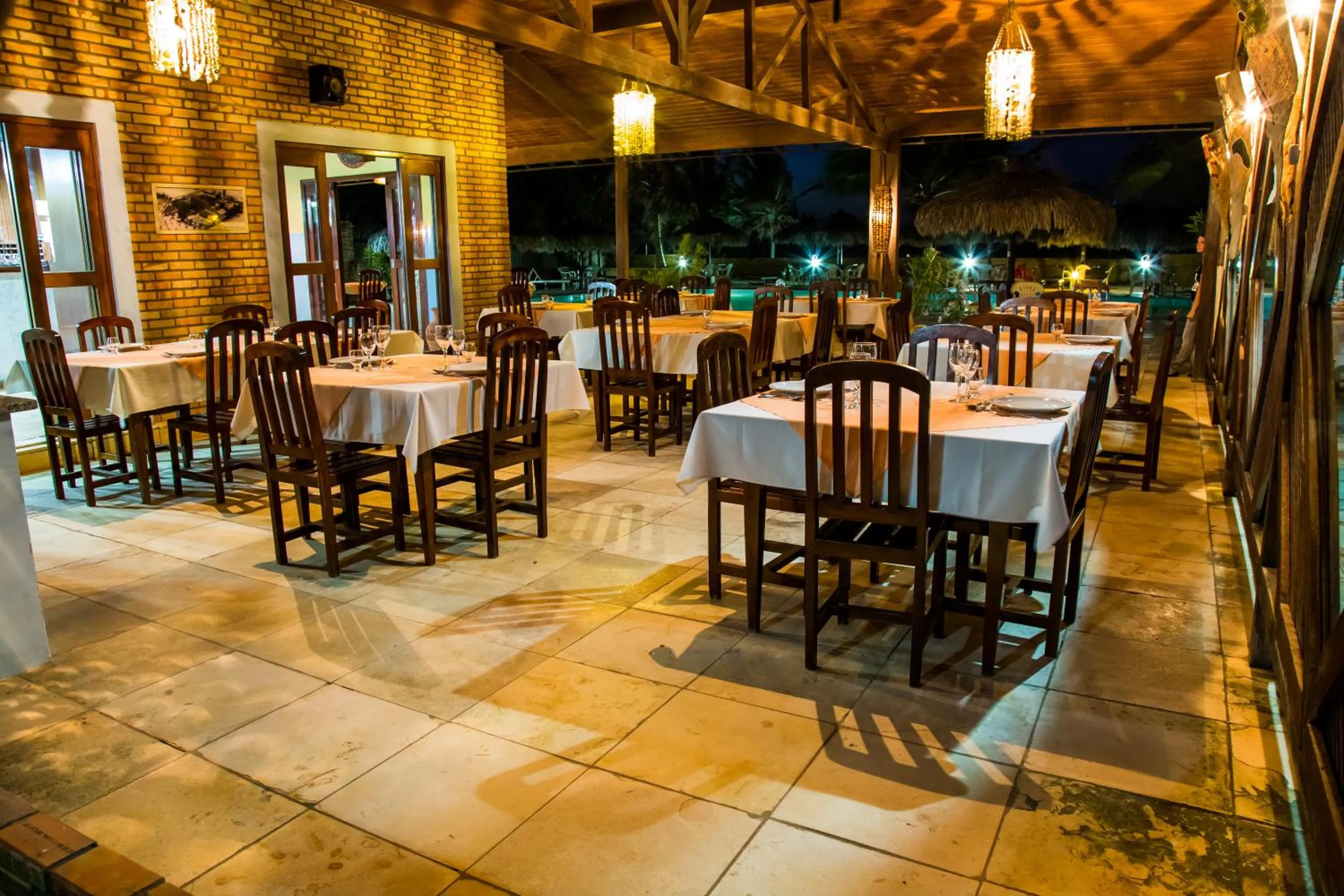 Restaurant/places to eat in Villa del Mar Praia Hotel