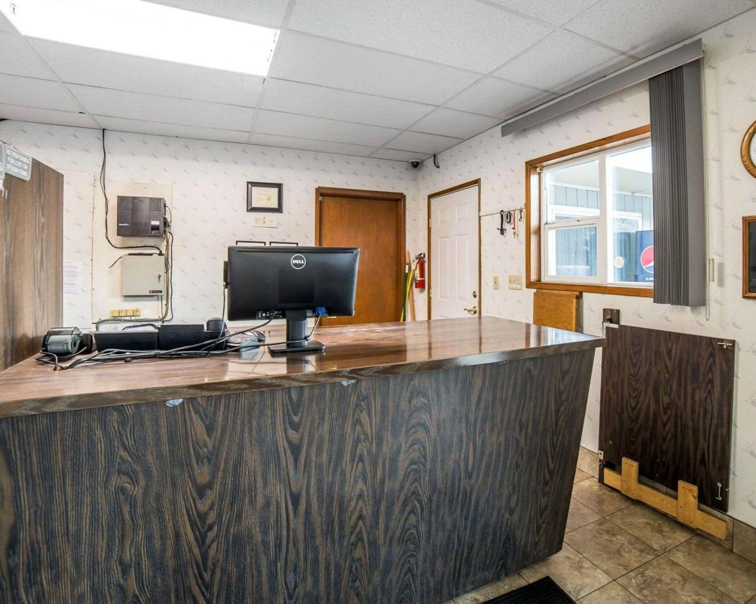 Lobby or reception in Rodeway Inn & Suites