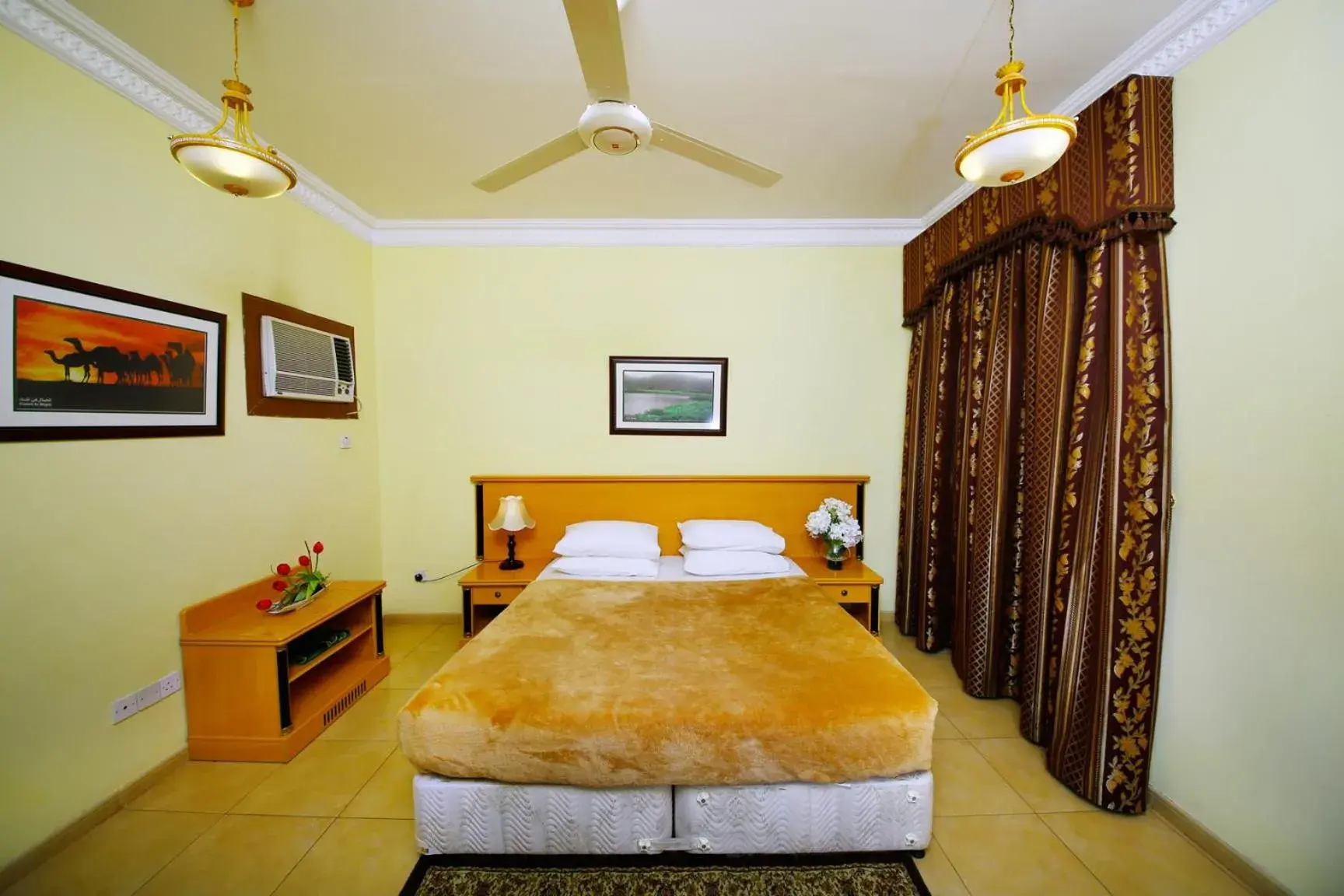 Bed in Muscat International Hotel Bed in Muscat International Hotel