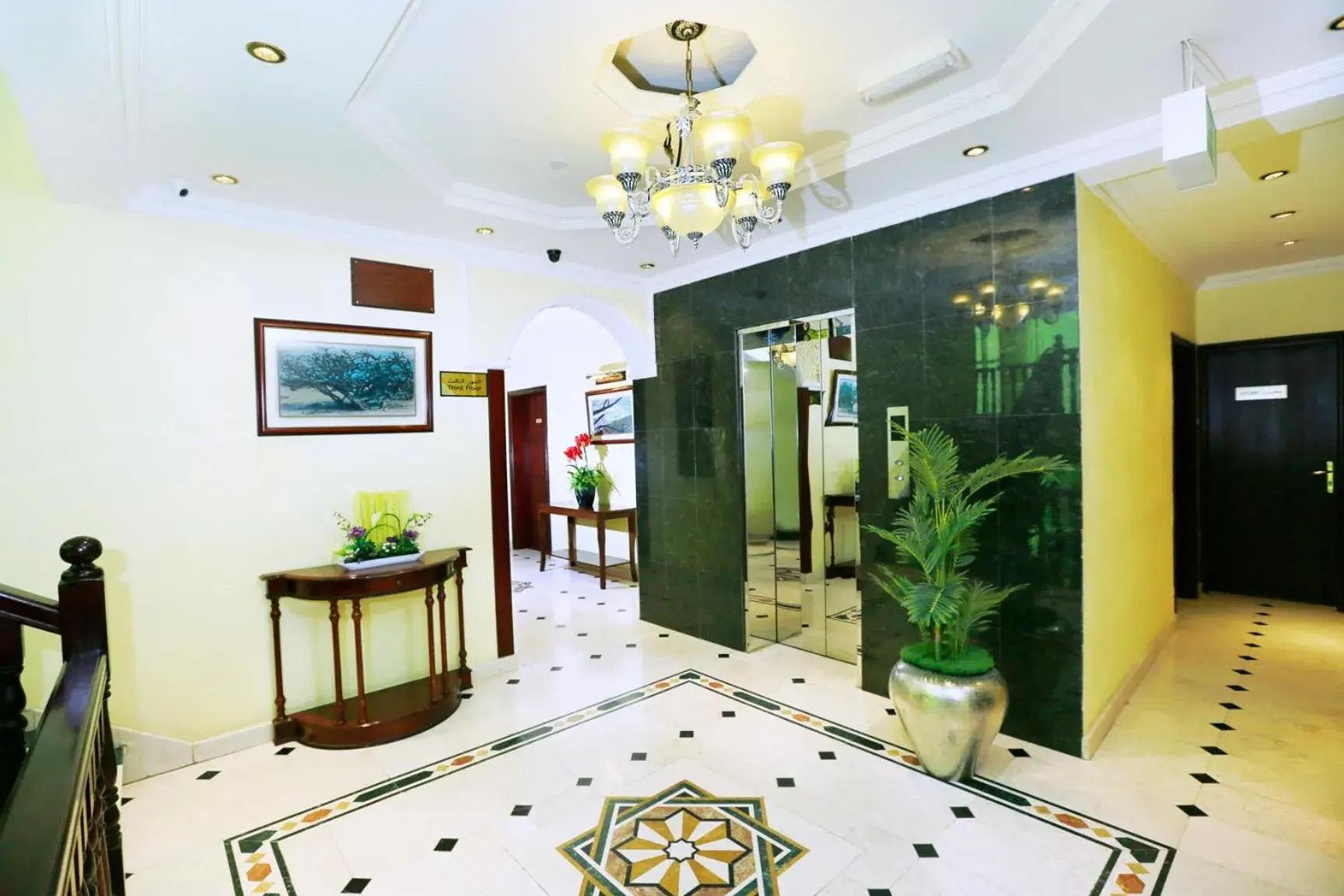 Property building, Bed in Muscat International Hotel Property building, Bed in Muscat International Hotel