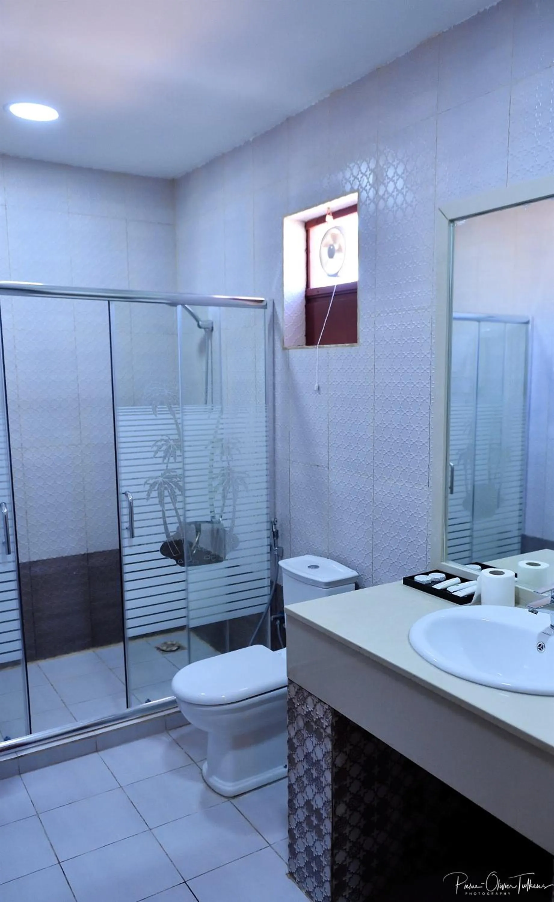 Bathroom in Arabian Oryx Camp