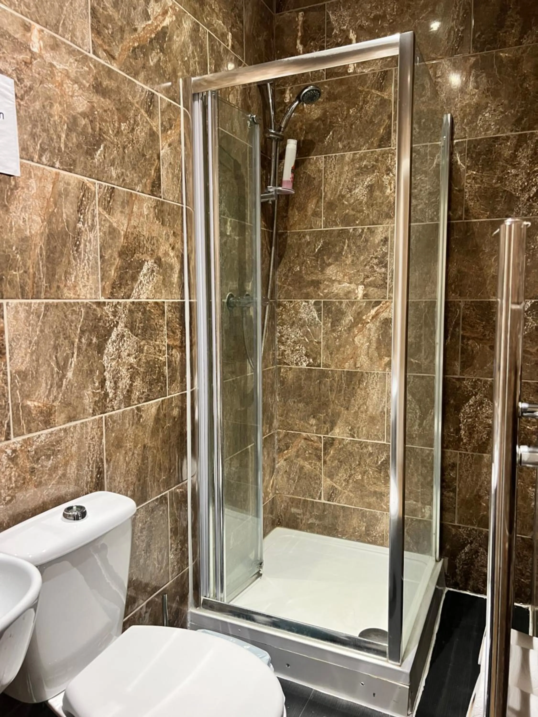 Shower in Cambridge City Mill