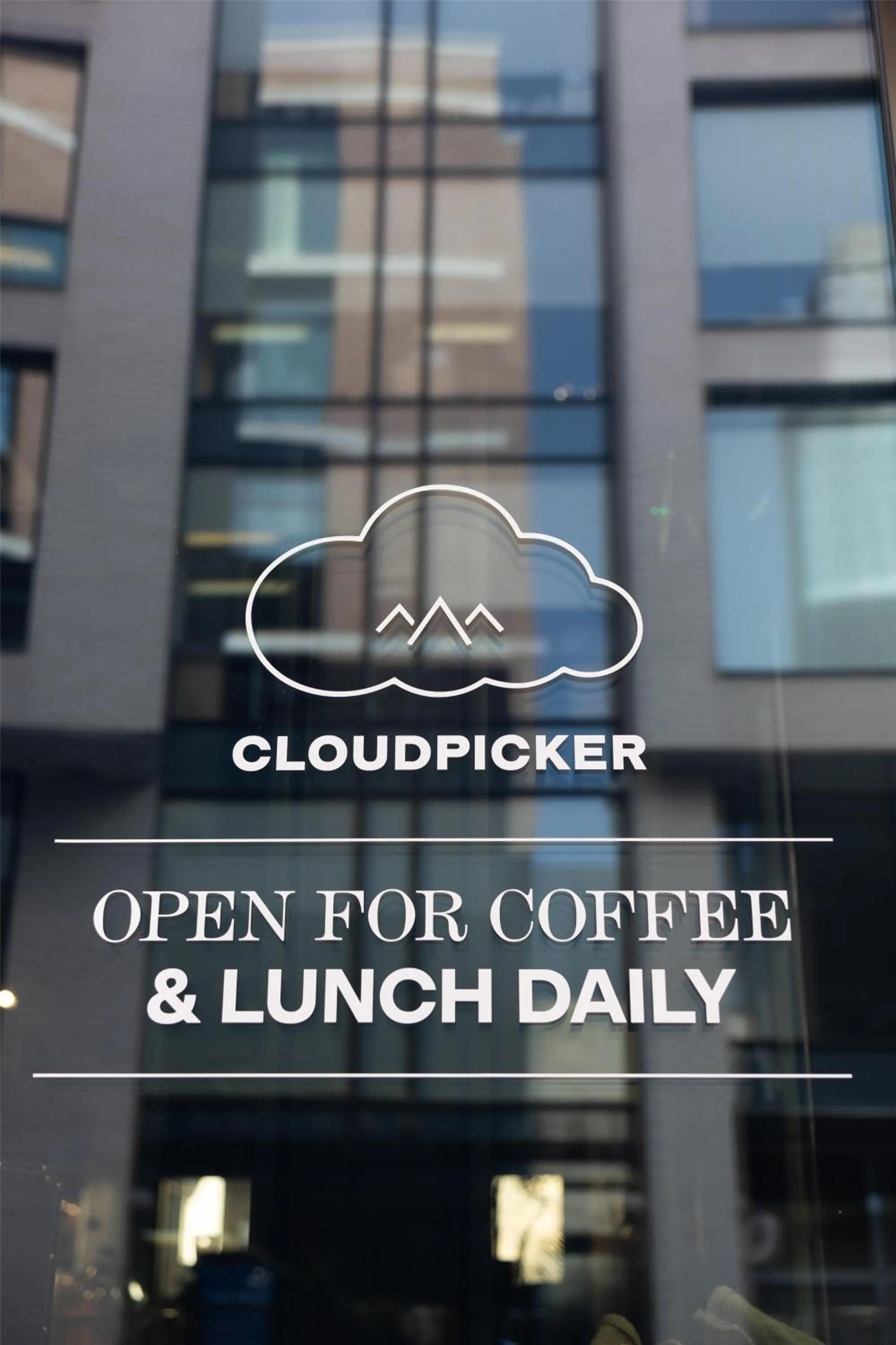 Restaurant/places to eat in Radisson Blu Royal Hotel Dublin