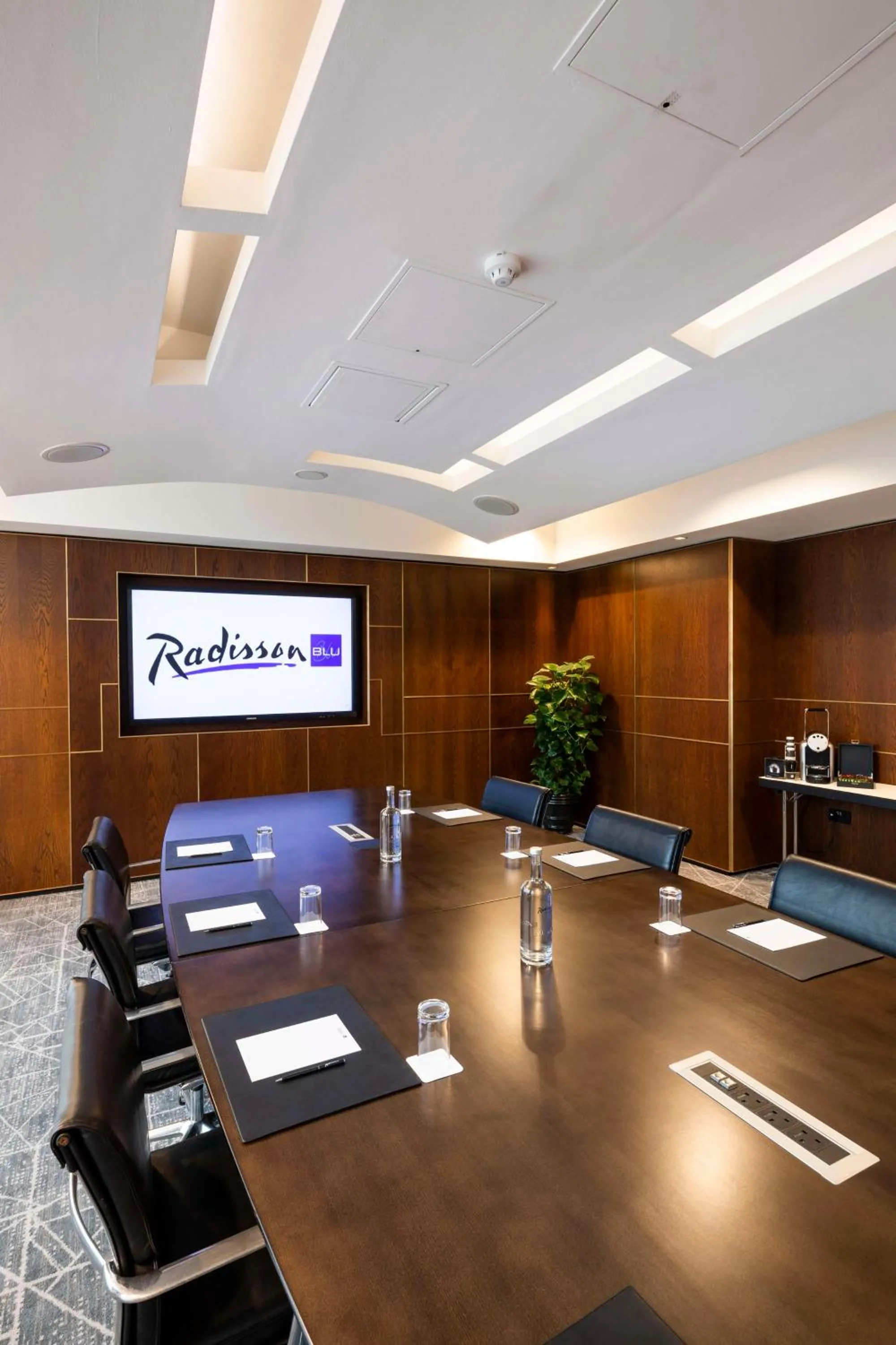 Meeting/conference room in Radisson Blu Royal Hotel Dublin