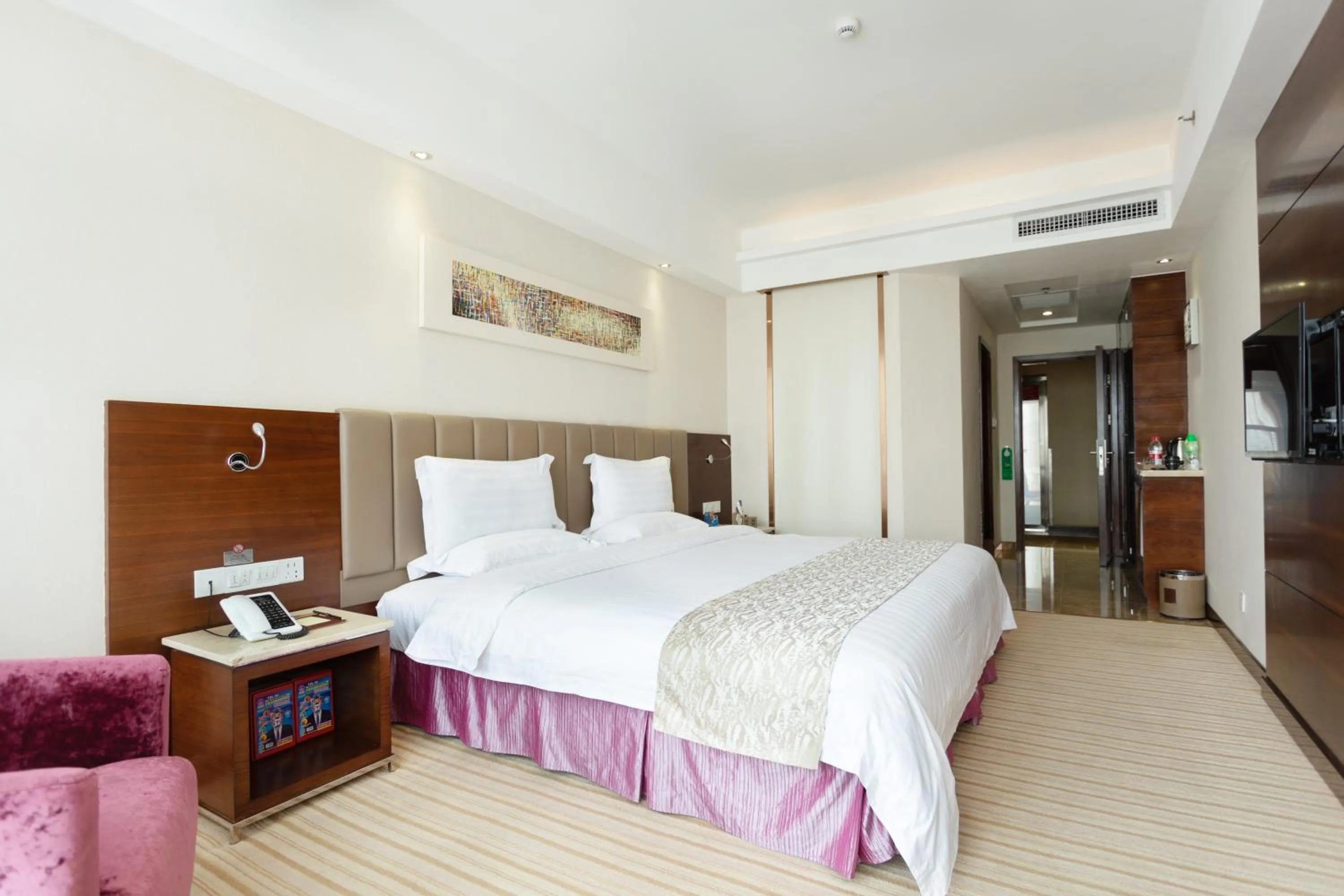 L Hotel - Changsheng Branch