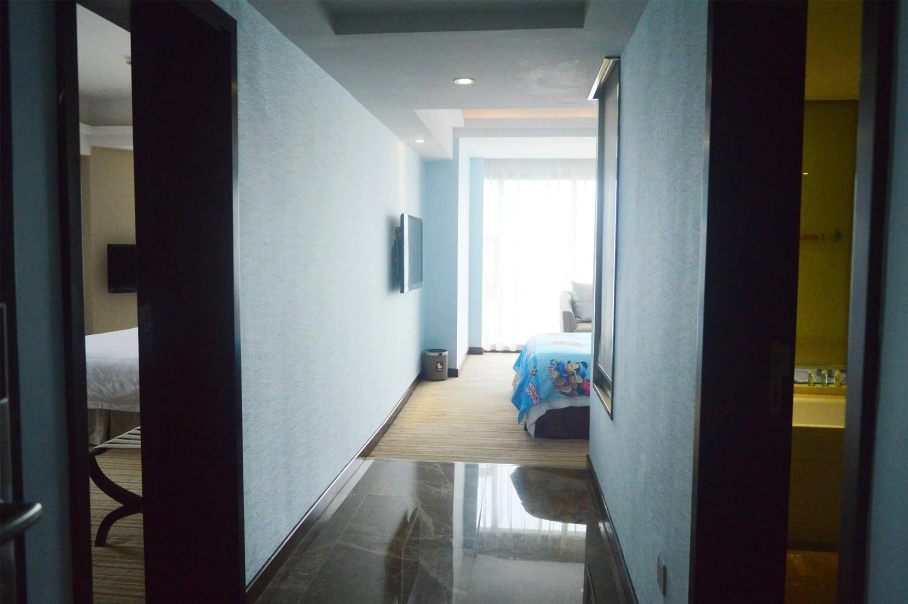 TV/Entertainment Center in L Hotel - Changsheng Branch