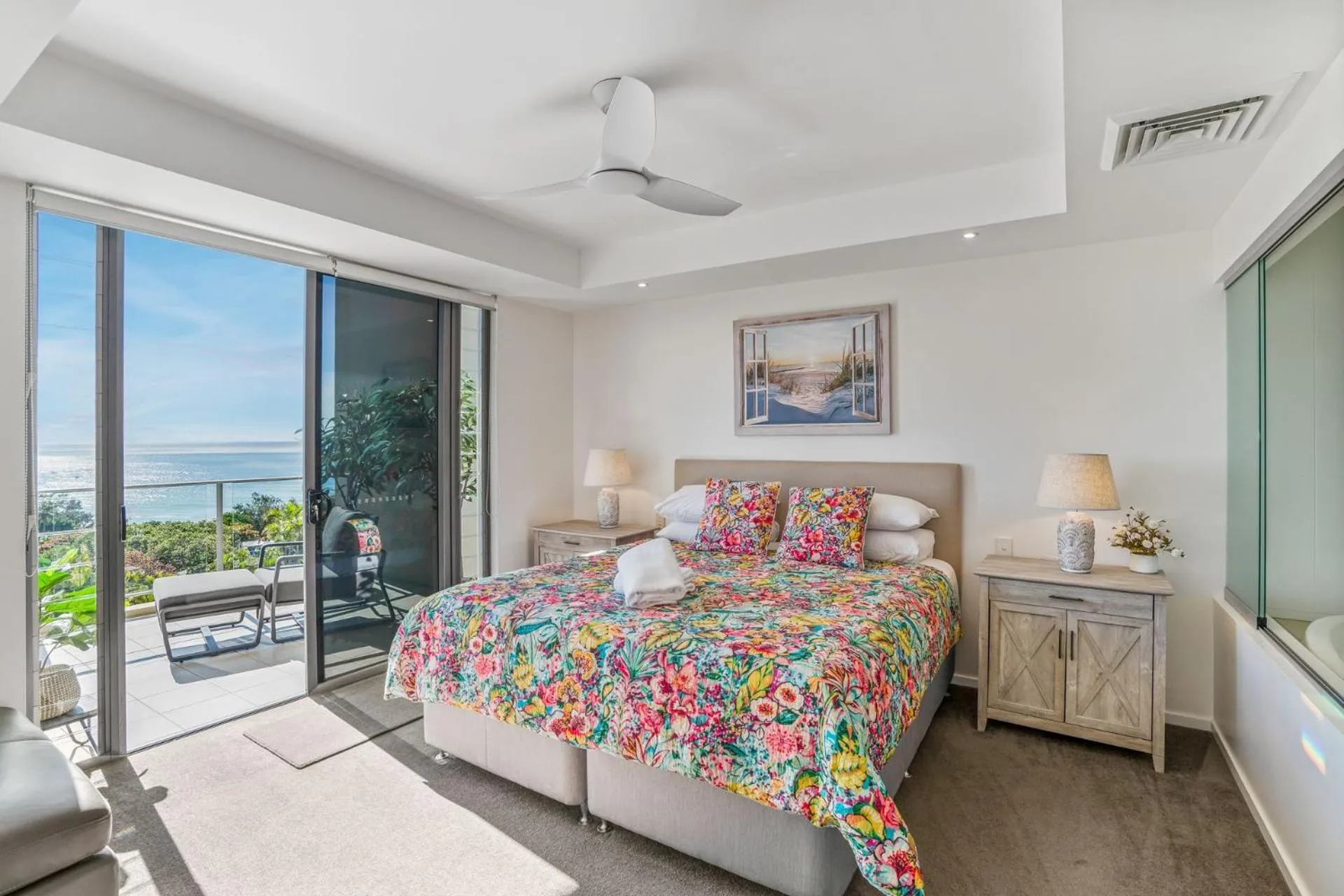 Bedroom, Bed in Rainbow Sea Resort