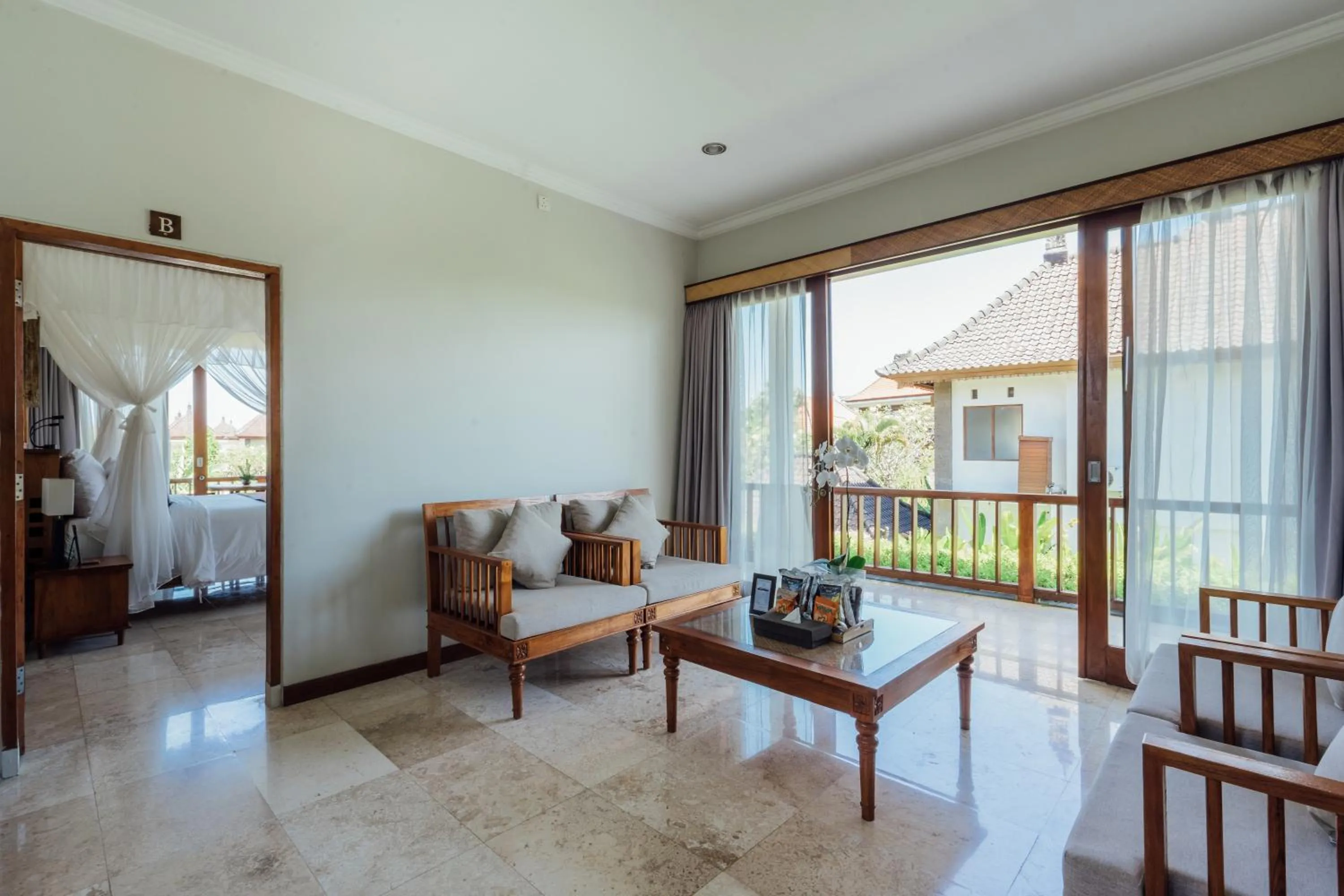 Balcony/Terrace in Desa Swan Villas & SPA, Keramas