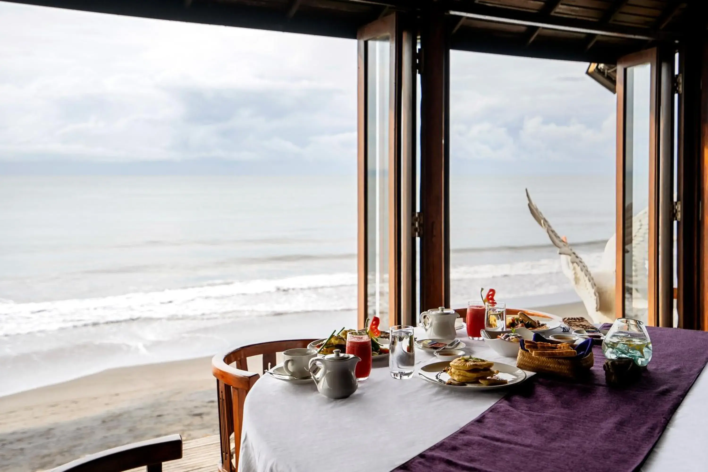 Restaurant/places to eat in Desa Swan Villas & SPA, Keramas Restaurant/places to eat in Desa Swan Villas & SPA, Keramas