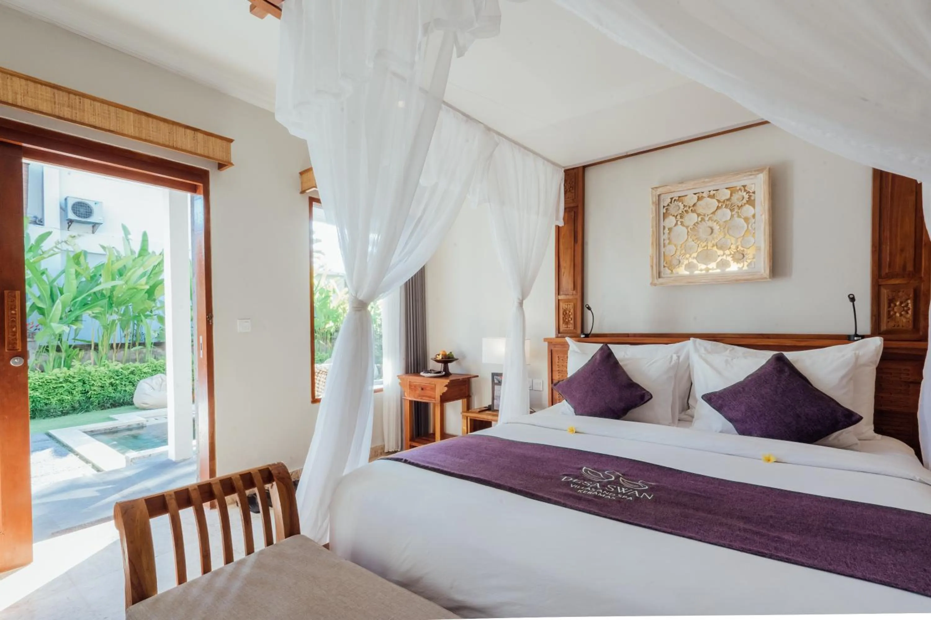 Bedroom, Bed in Desa Swan Villas & SPA, Keramas