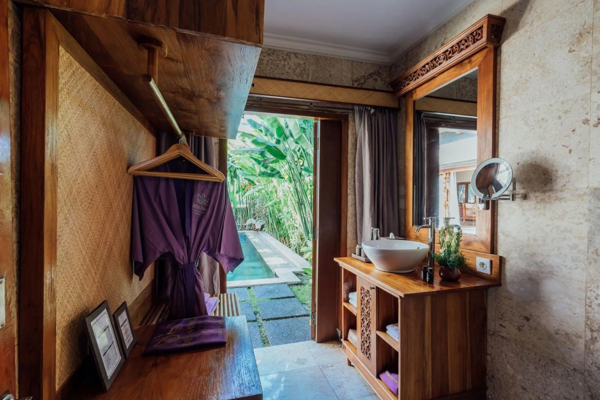 Bathroom in Desa Swan Villas & SPA, Keramas