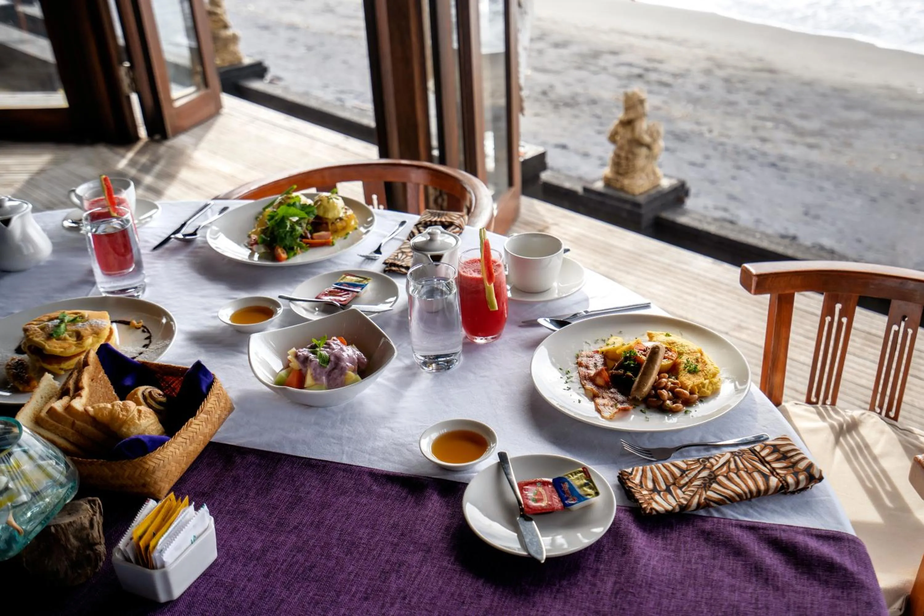 Restaurant/places to eat in Desa Swan Villas & SPA, Keramas