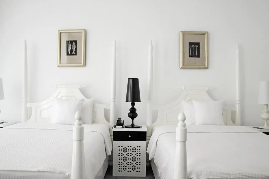 Bed in Chloe Gallery