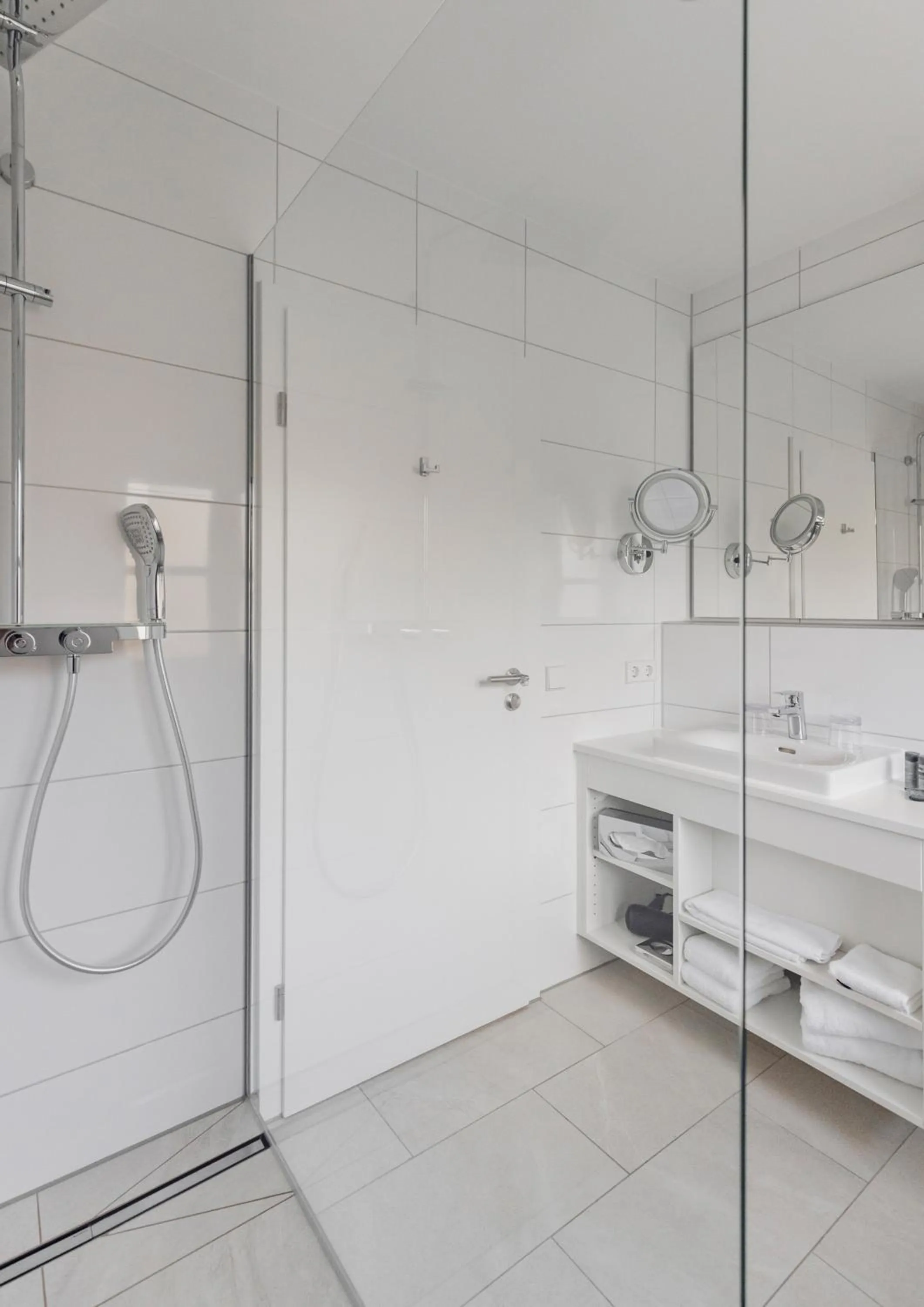 Bathroom in Hotel Caraleon