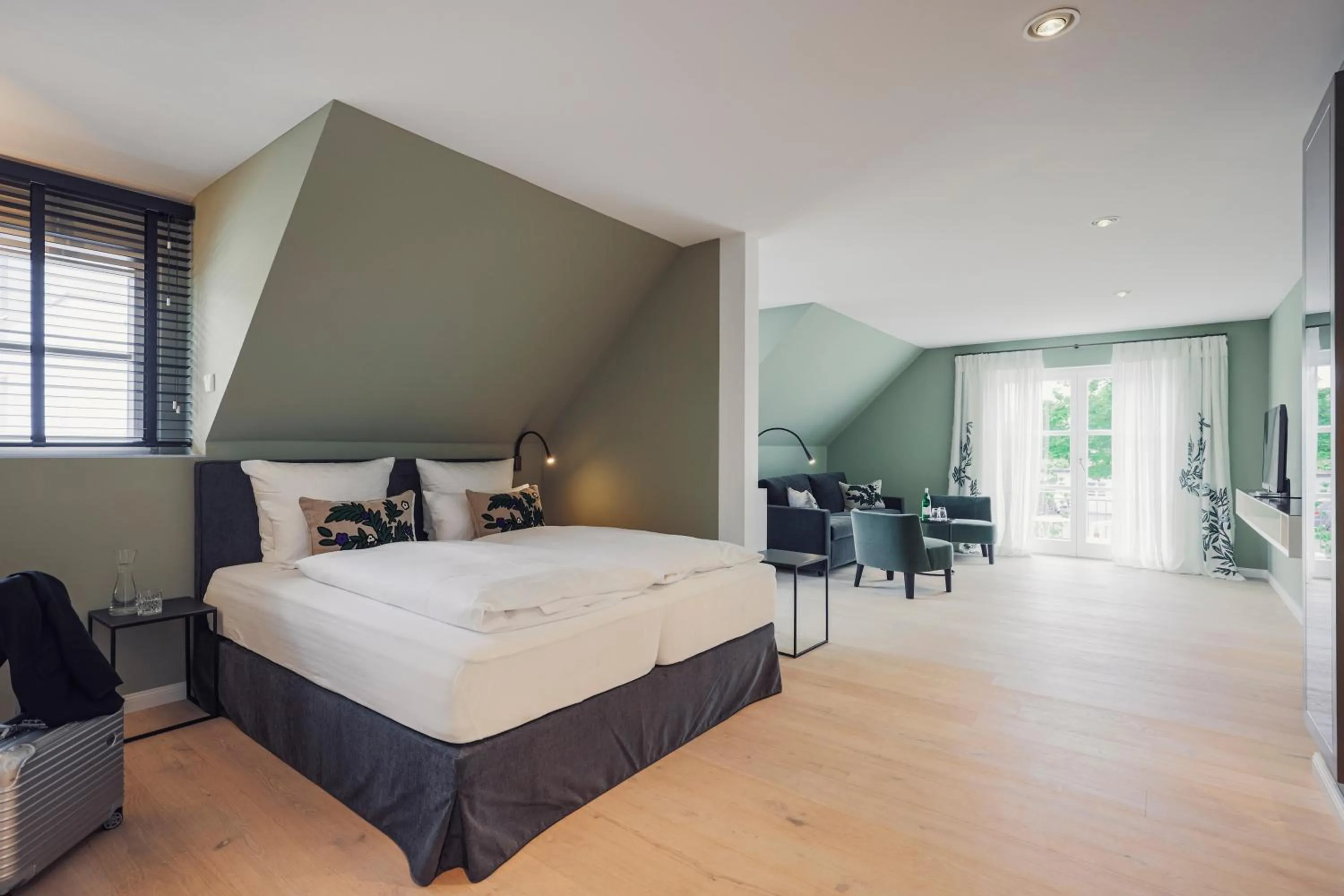 Bedroom, Bed in Hotel Caraleon