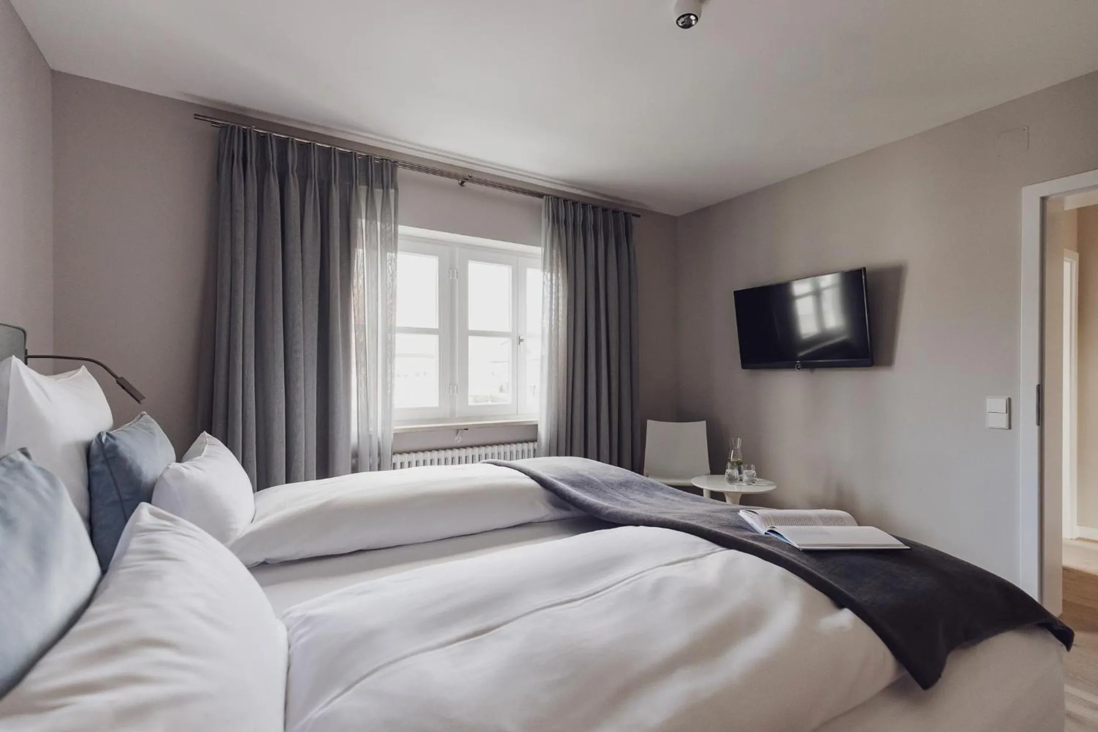 Bedroom, Bed in Hotel Caraleon