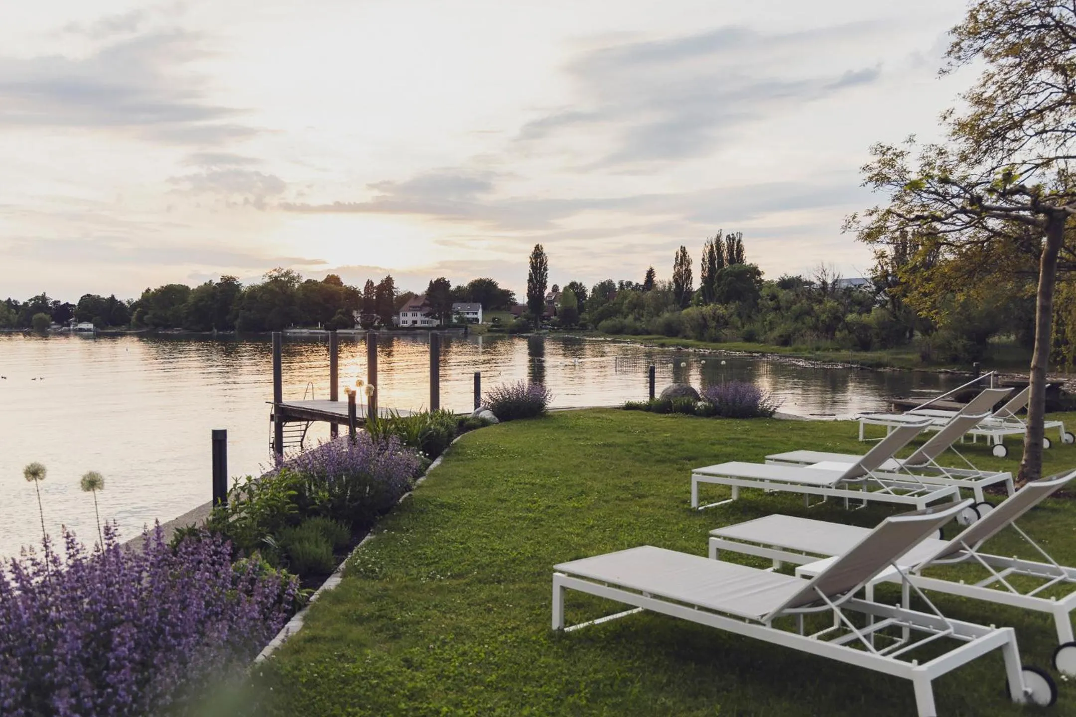 Lake view in Hotel Caraleon