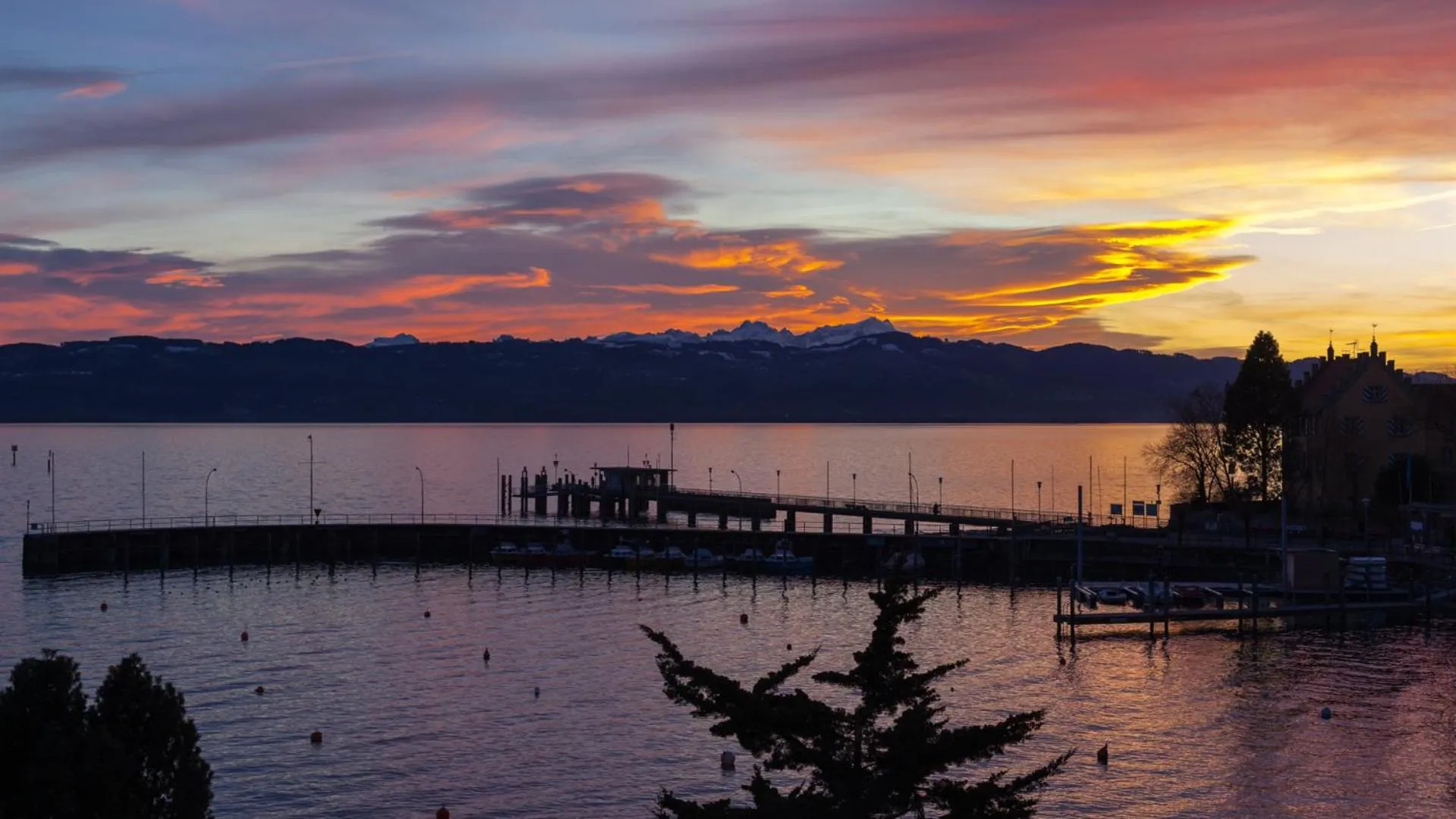 Natural landscape in Hotel Caraleon