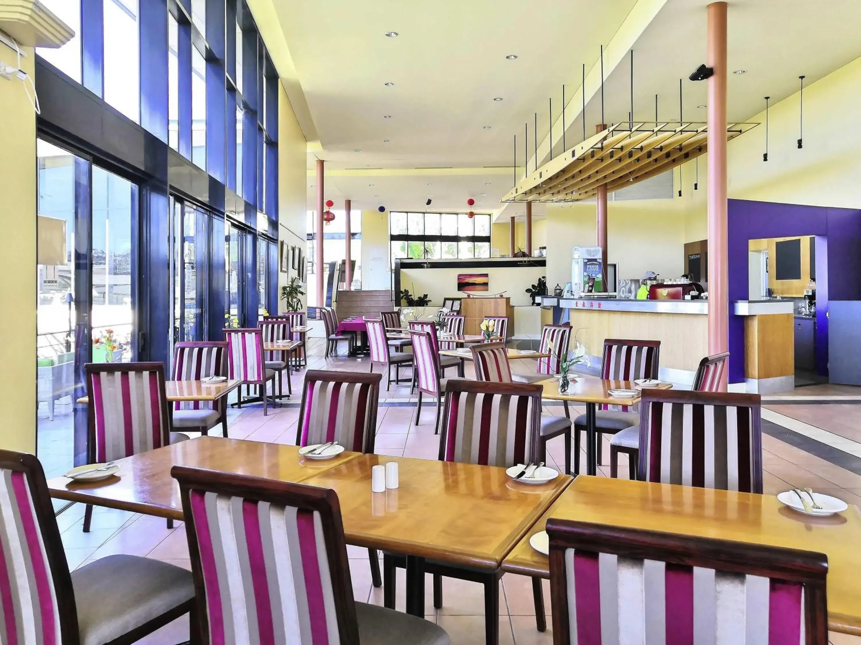 Lounge or bar in BreakFree Wirrina Cove Lounge or bar in BreakFree Wirrina Cove